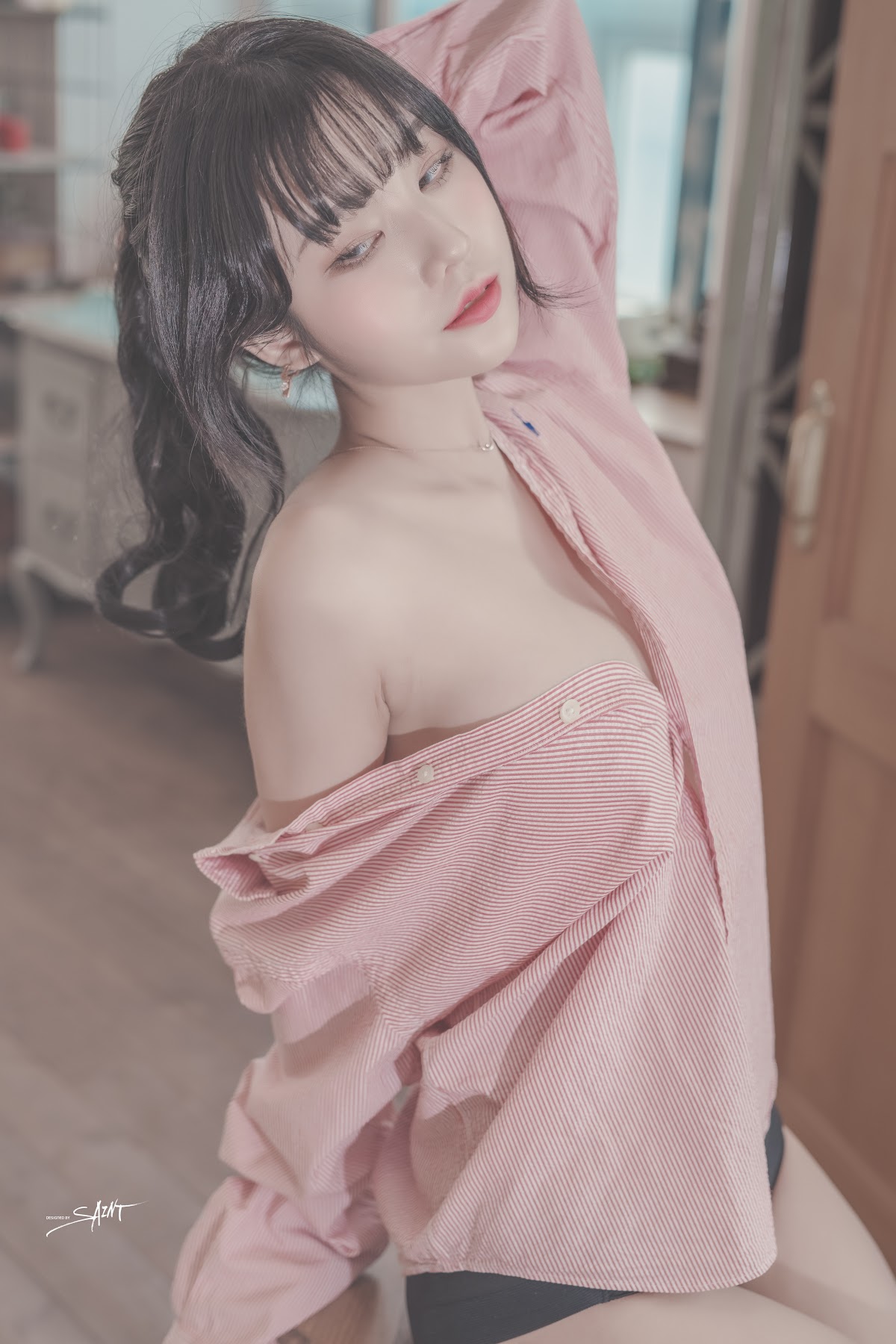 SAINT Photolife – Yuna (유나) No.11 – Love On Top - P20