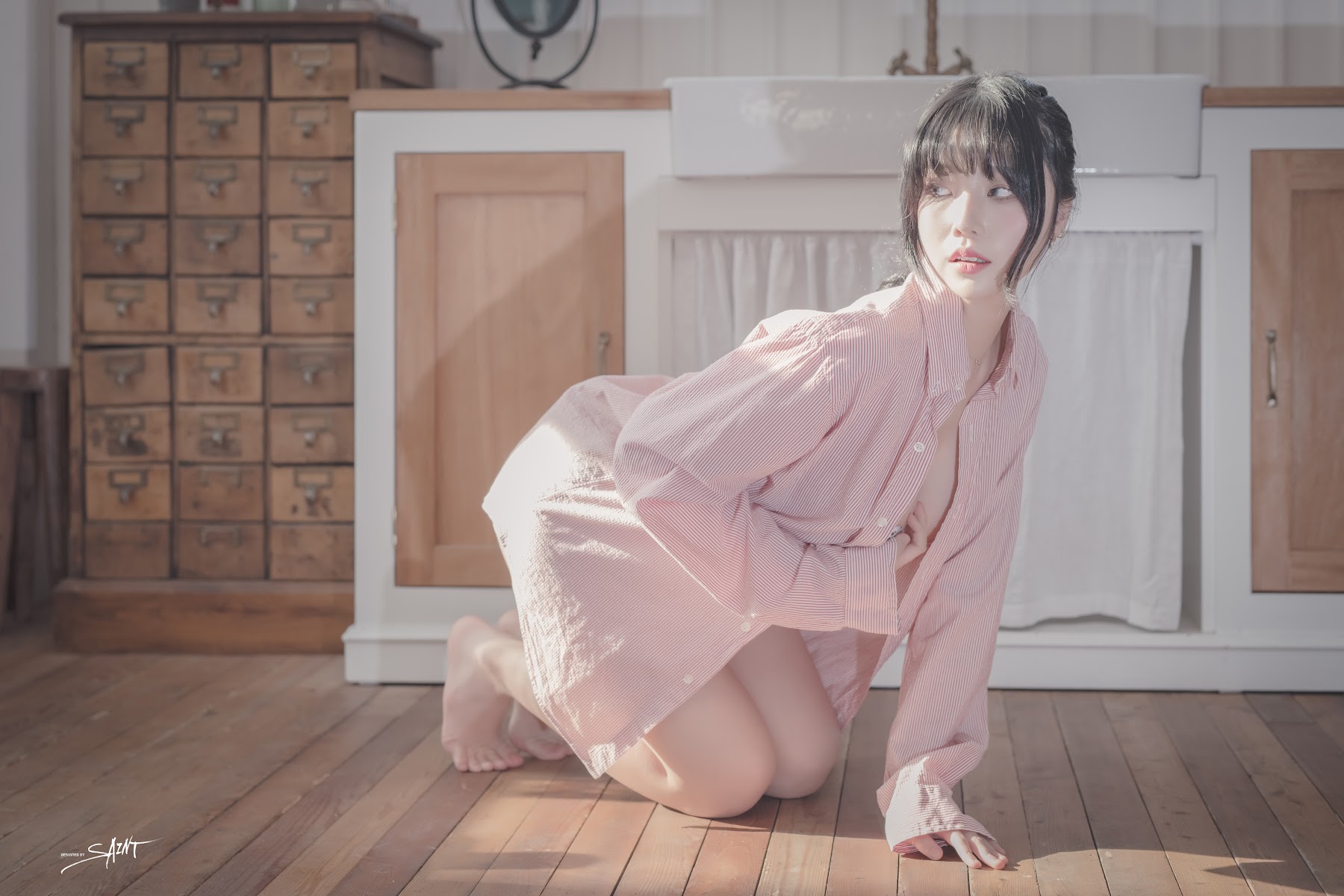SAINT Photolife – Yuna (유나) No.11 – Love On Top - P23