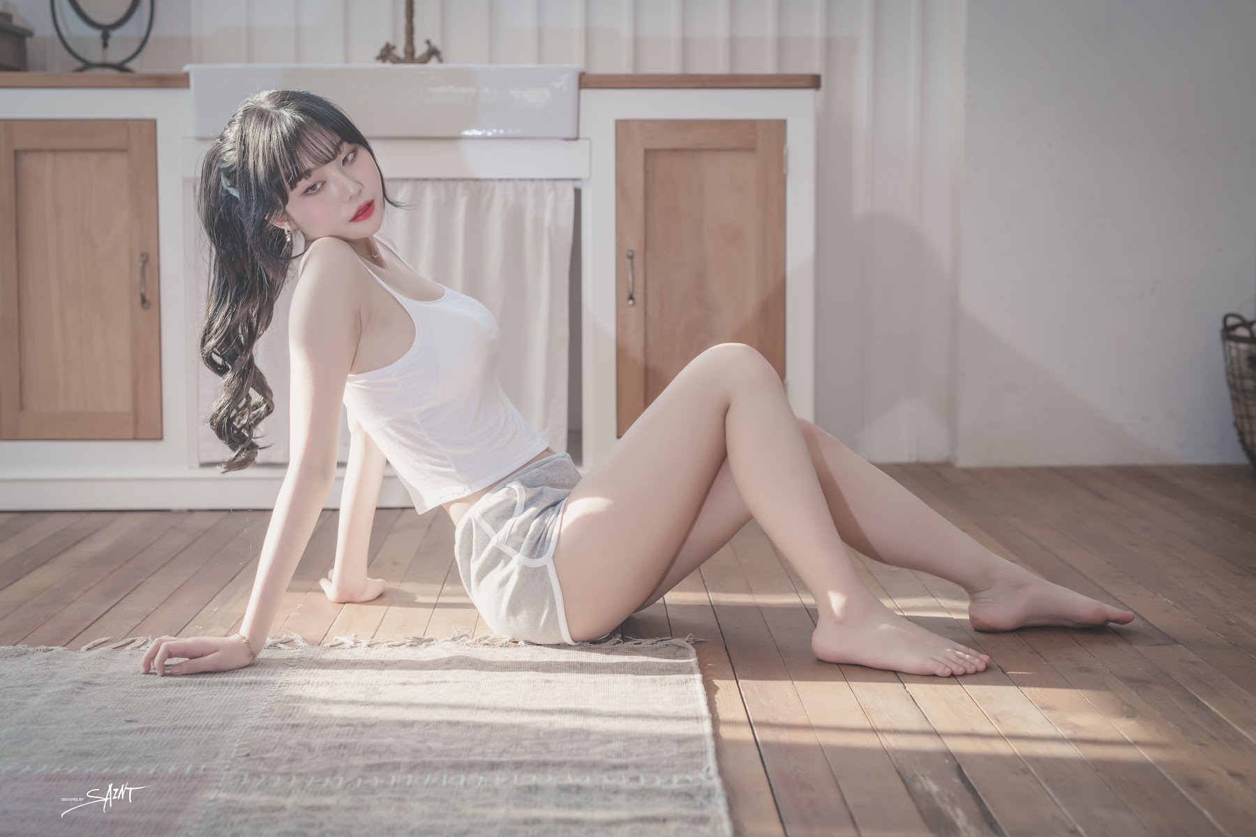 SAINT Photolife – Yuna (유나) No.11 – Love On Top - P34