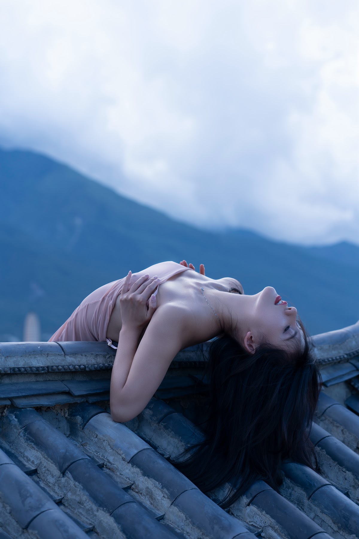 Jiu Shi A Zhu A (就是阿朱啊) – The Roof - P17