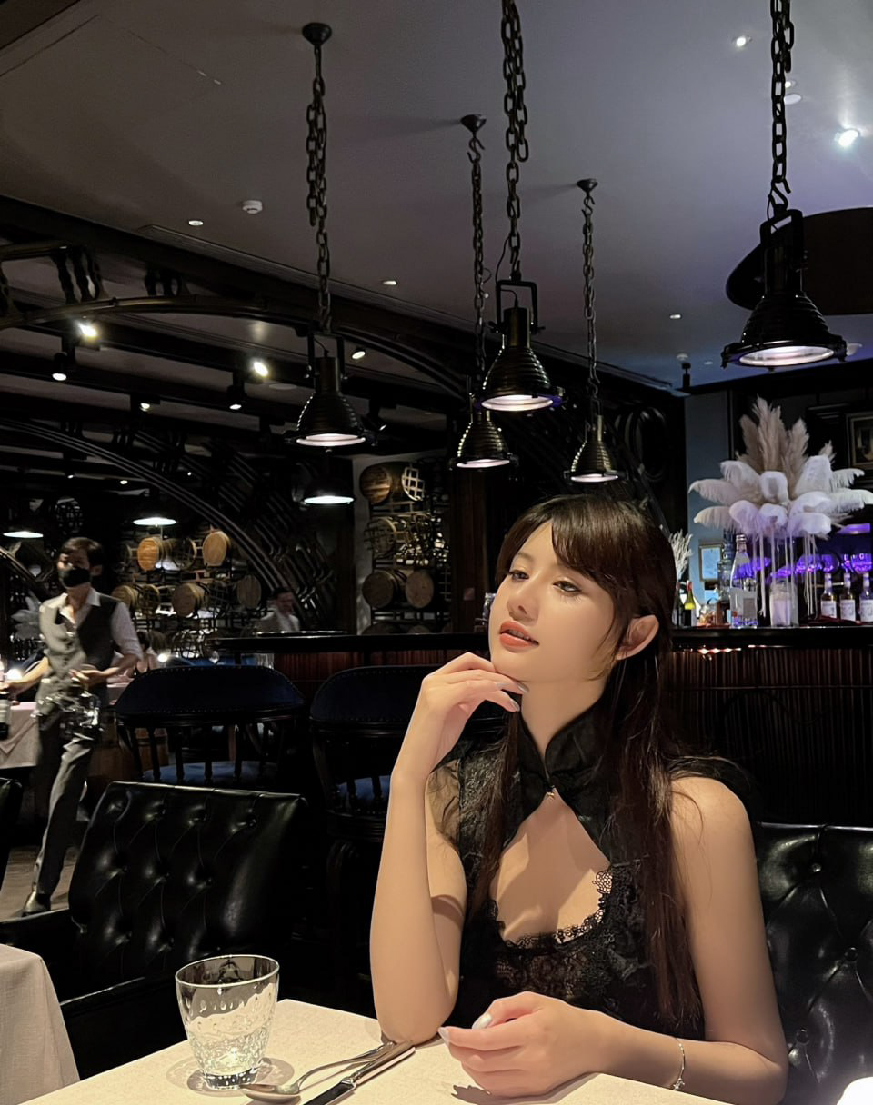 Jiu Shi A Zhu A (就是阿朱啊) – 性感唯美写真《陌生土豪》 - P32