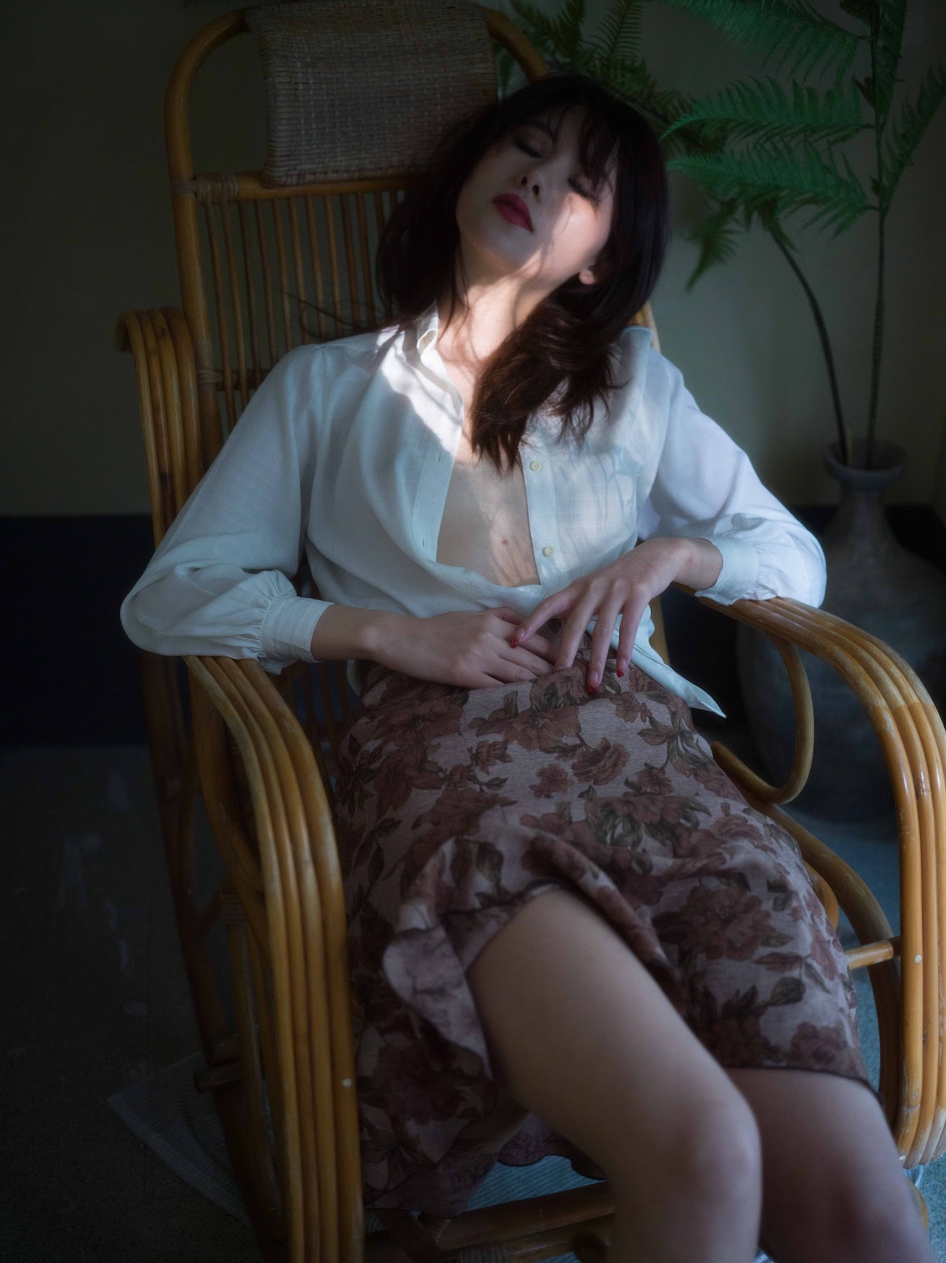 Jiu Shi A Zhu A (就是阿朱啊) – 晚烟 - P7