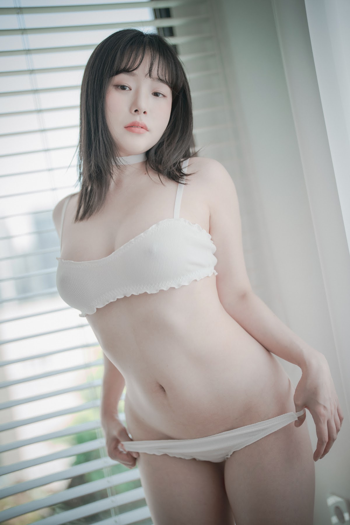 DJAWA Photo – Pia (피아) – Cozy White - P46