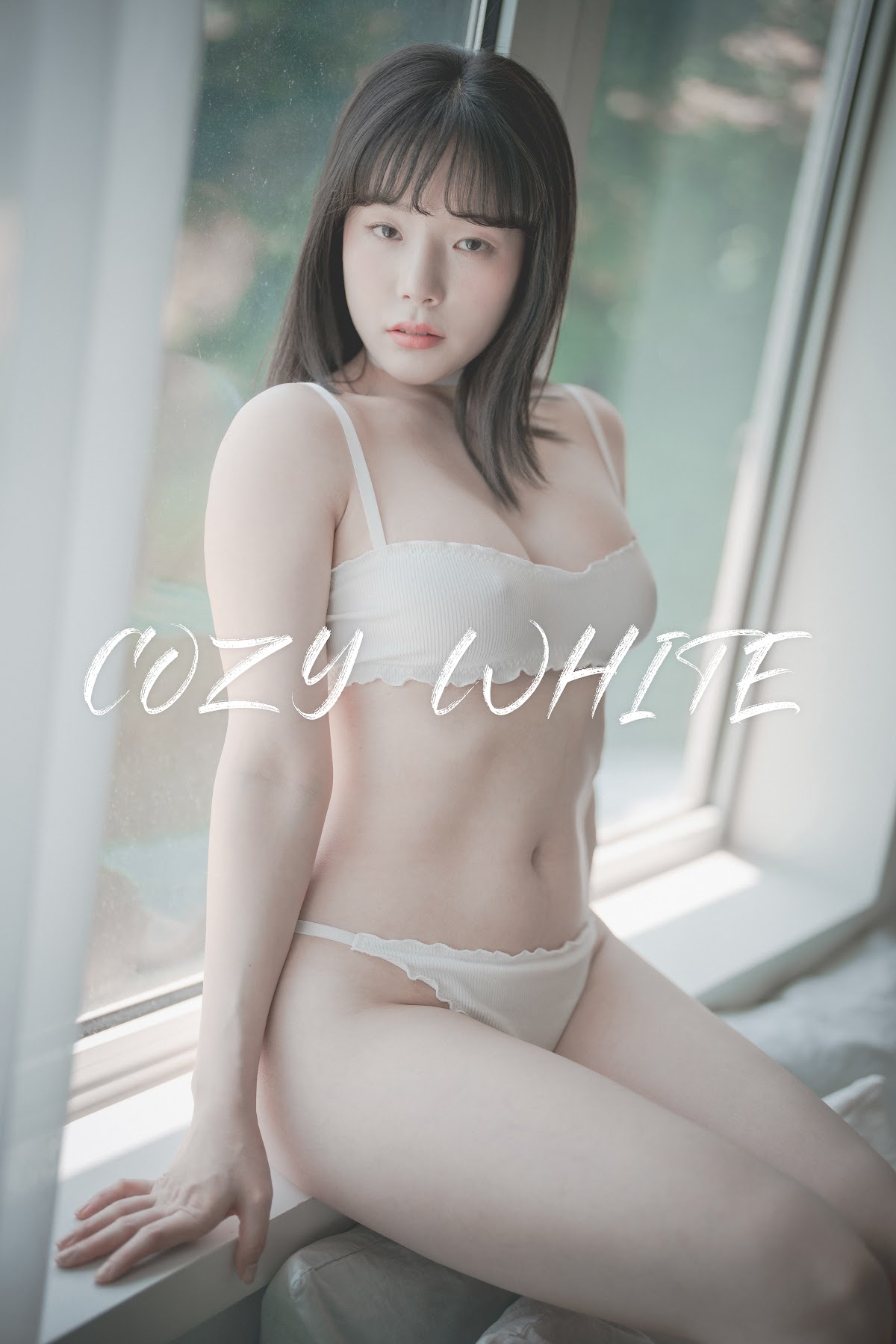DJAWA Photo – Pia (피아) – Cozy White - P77