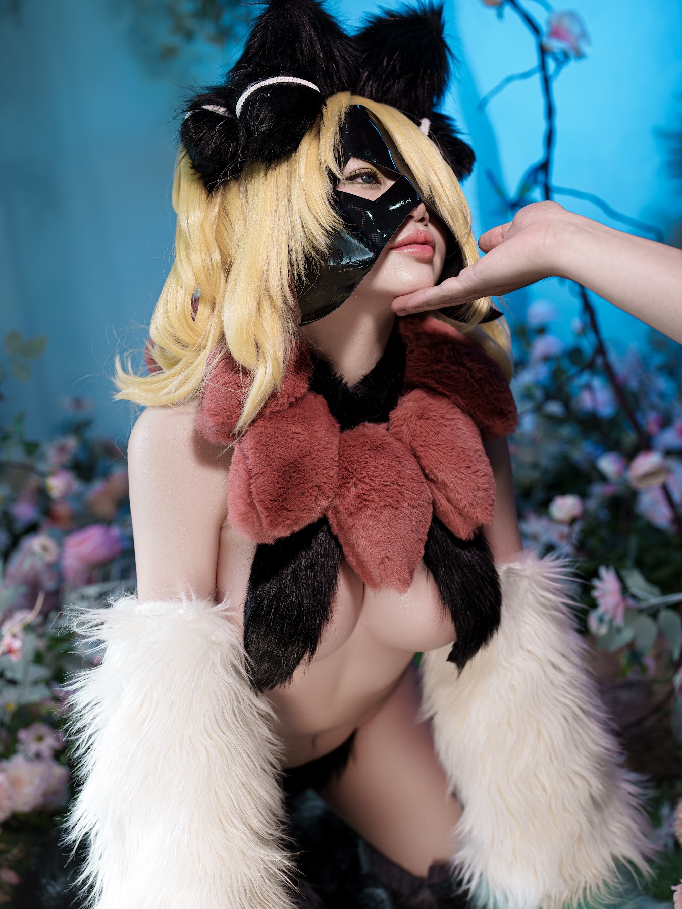 Coser@ZinieQ – Cynthia in Meowscarada Costume - P14