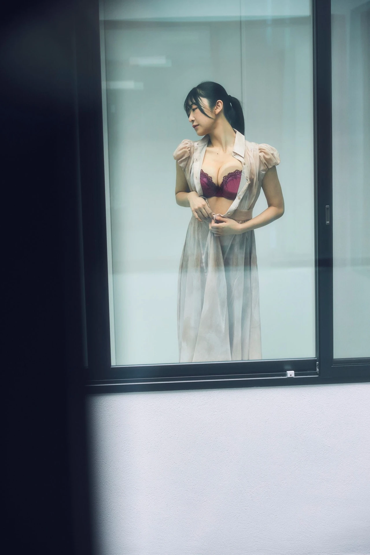 Naomi Majima 真島なおみ, SPA！デジタル写真集 「先輩の奥さん」 Set.01 - P5