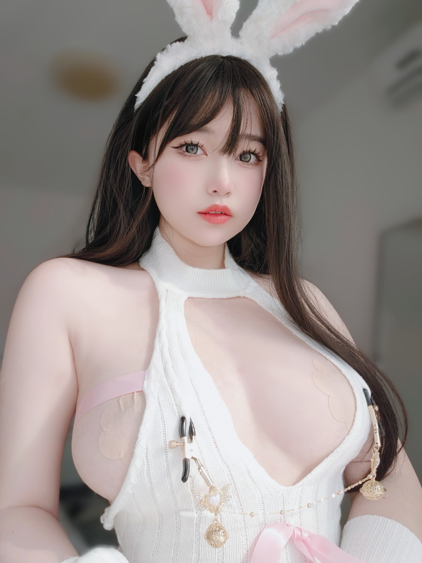 Coser@女主K – 白丝兔女郎 - P9