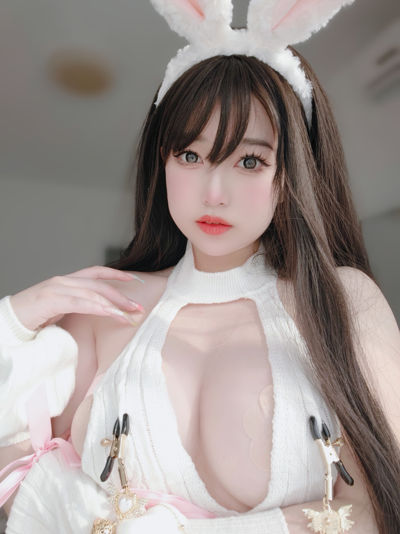 Coser@女主K – 白丝兔女郎 - P15