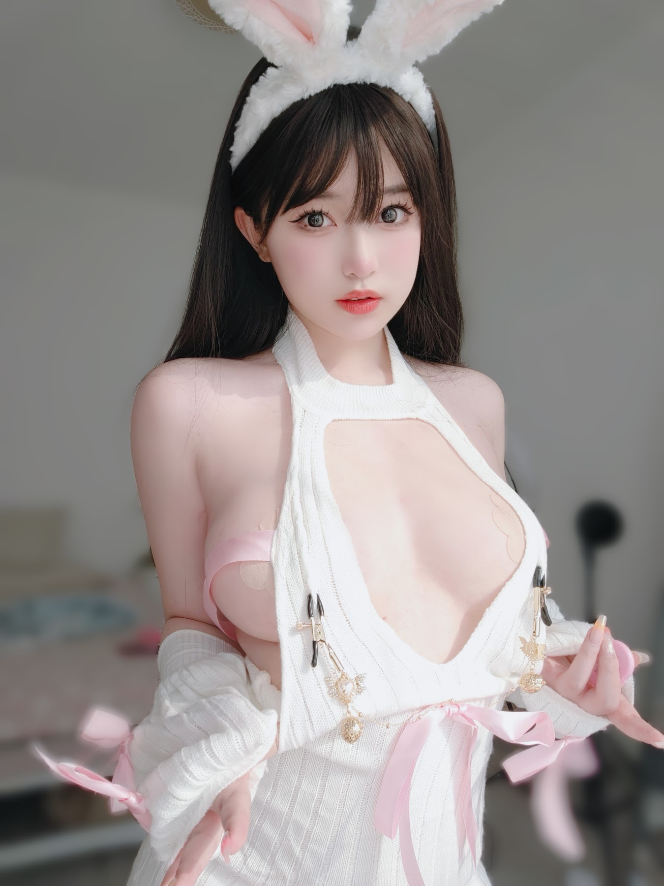 Coser@女主K – 白丝兔女郎 - P7