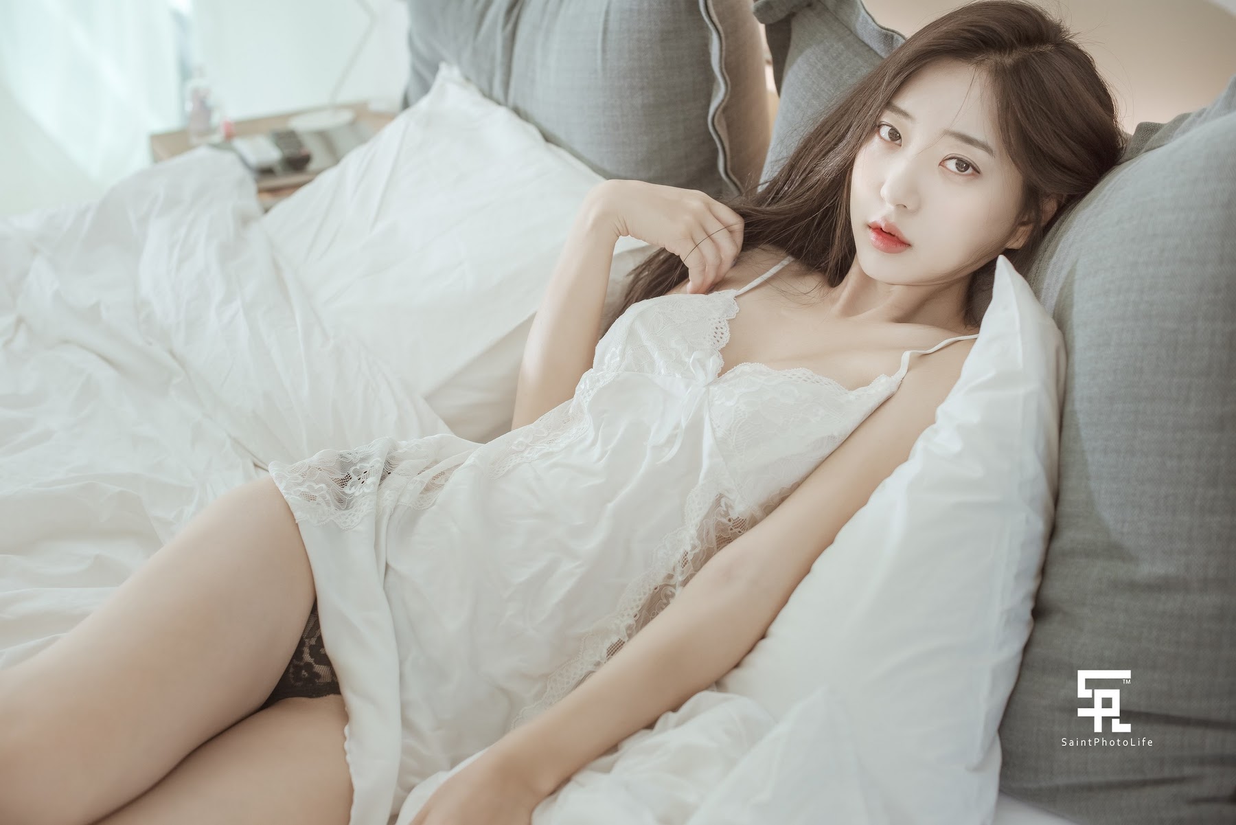 SAINT Photolife – Zenny (신재은) – Snow Hotel - P35