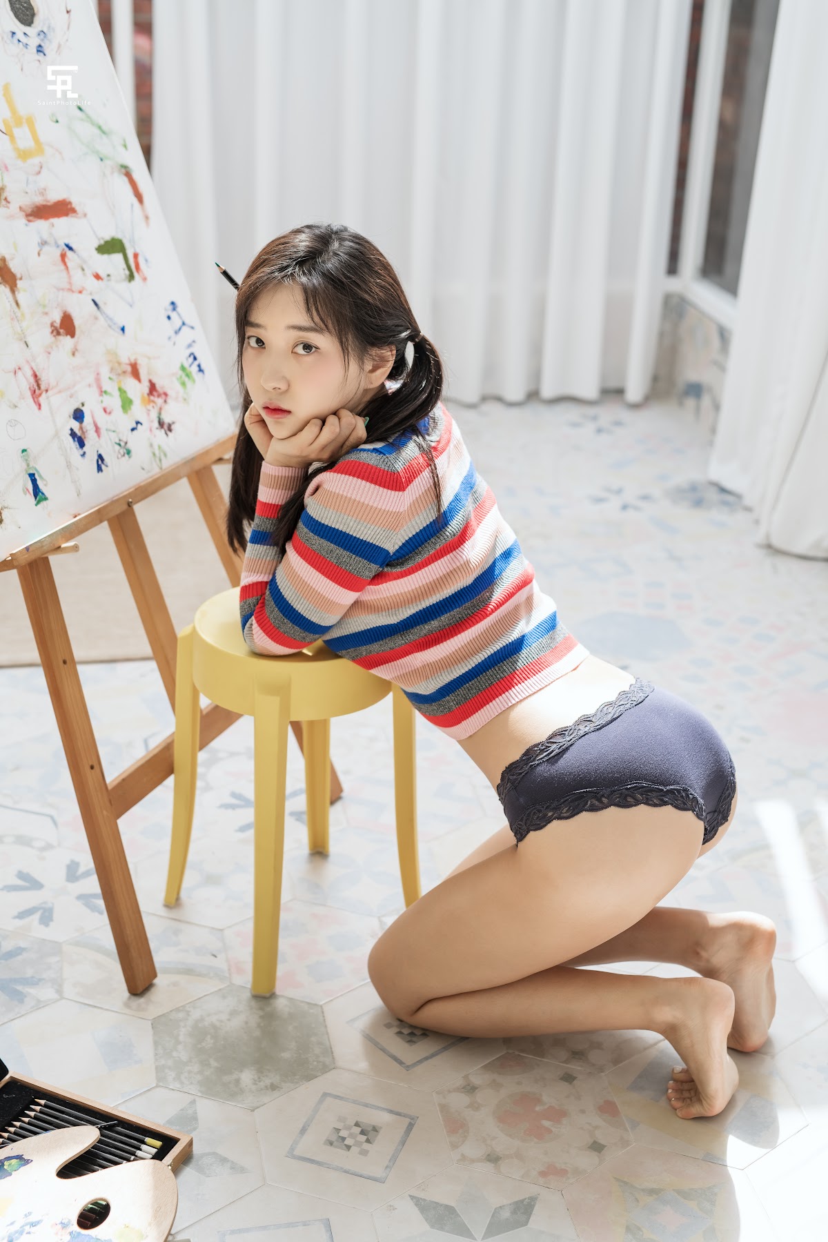 SAINT Photolife – Zenny (신재은) – Zenny’s daily life - P13
