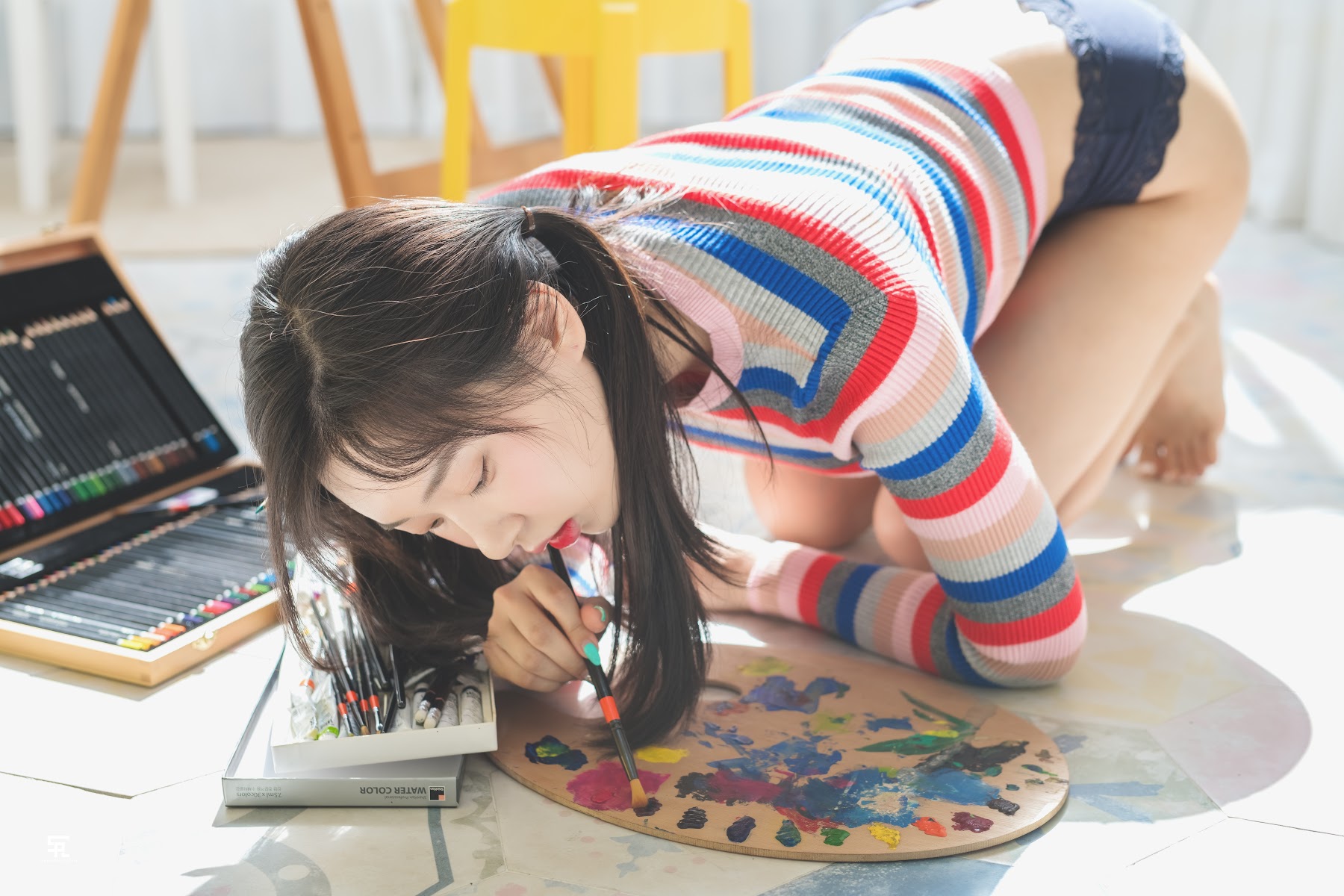 SAINT Photolife – Zenny (신재은) – Zenny’s daily life - P15