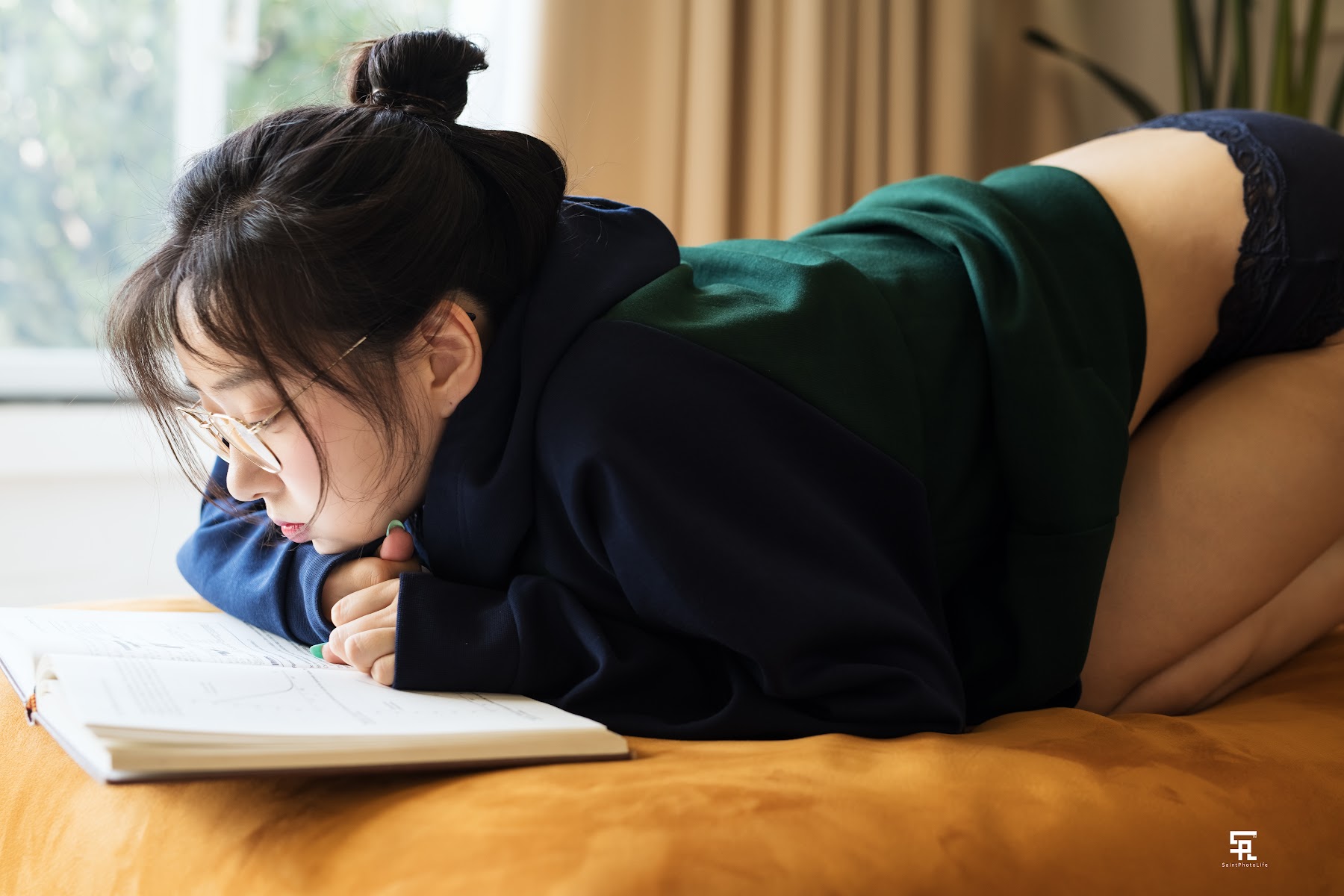 SAINT Photolife – Zenny (신재은) – Zenny’s daily life - P33