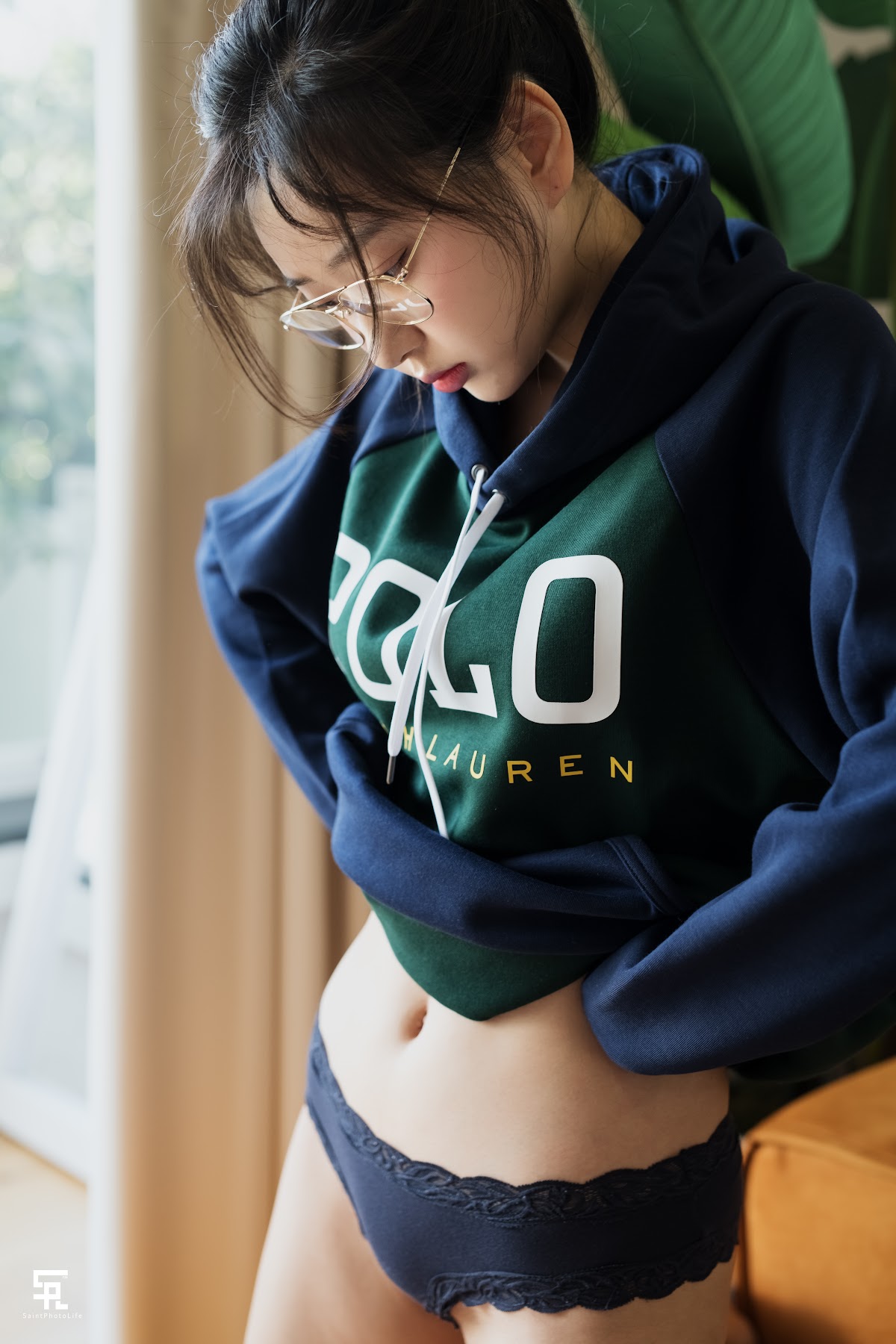 SAINT Photolife – Zenny (신재은) – Zenny’s daily life - P35