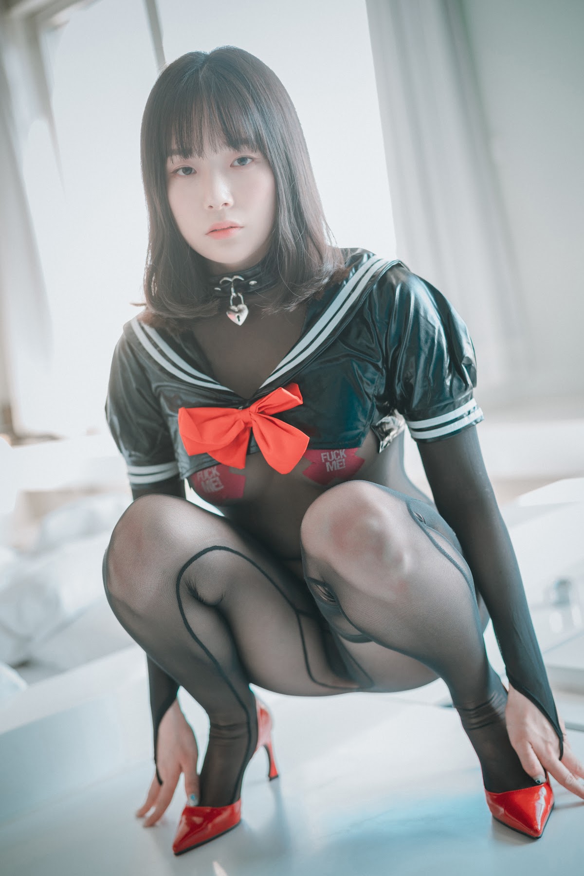 DJAWA Photo – Pia (피아) – Leather Black Schoolgirl - P86