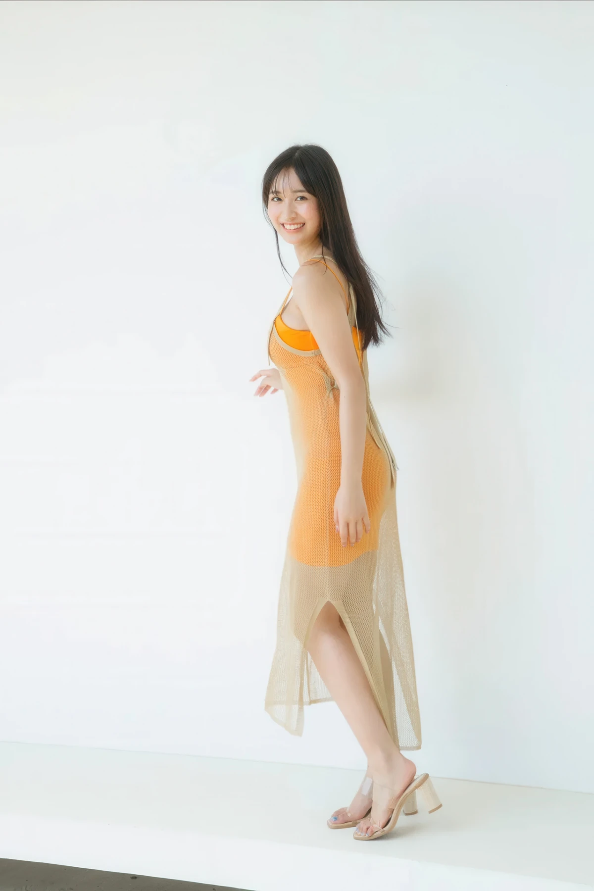 Aoi Mizobata 溝端葵, FRIDAY Monthly Girl 052 完全未発表100カット Set.01 - P11