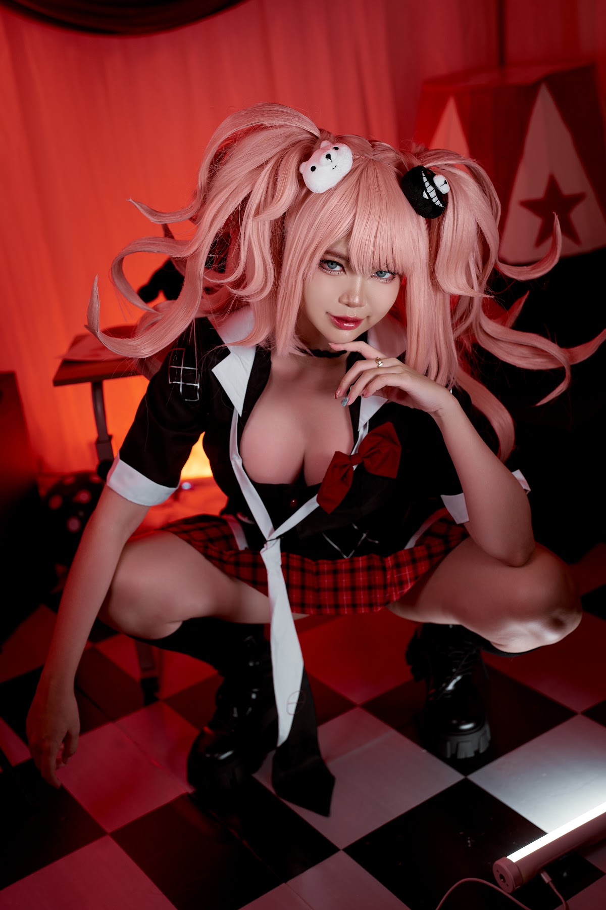 Coser@ZinieQ – Junko Danganronpa - P18