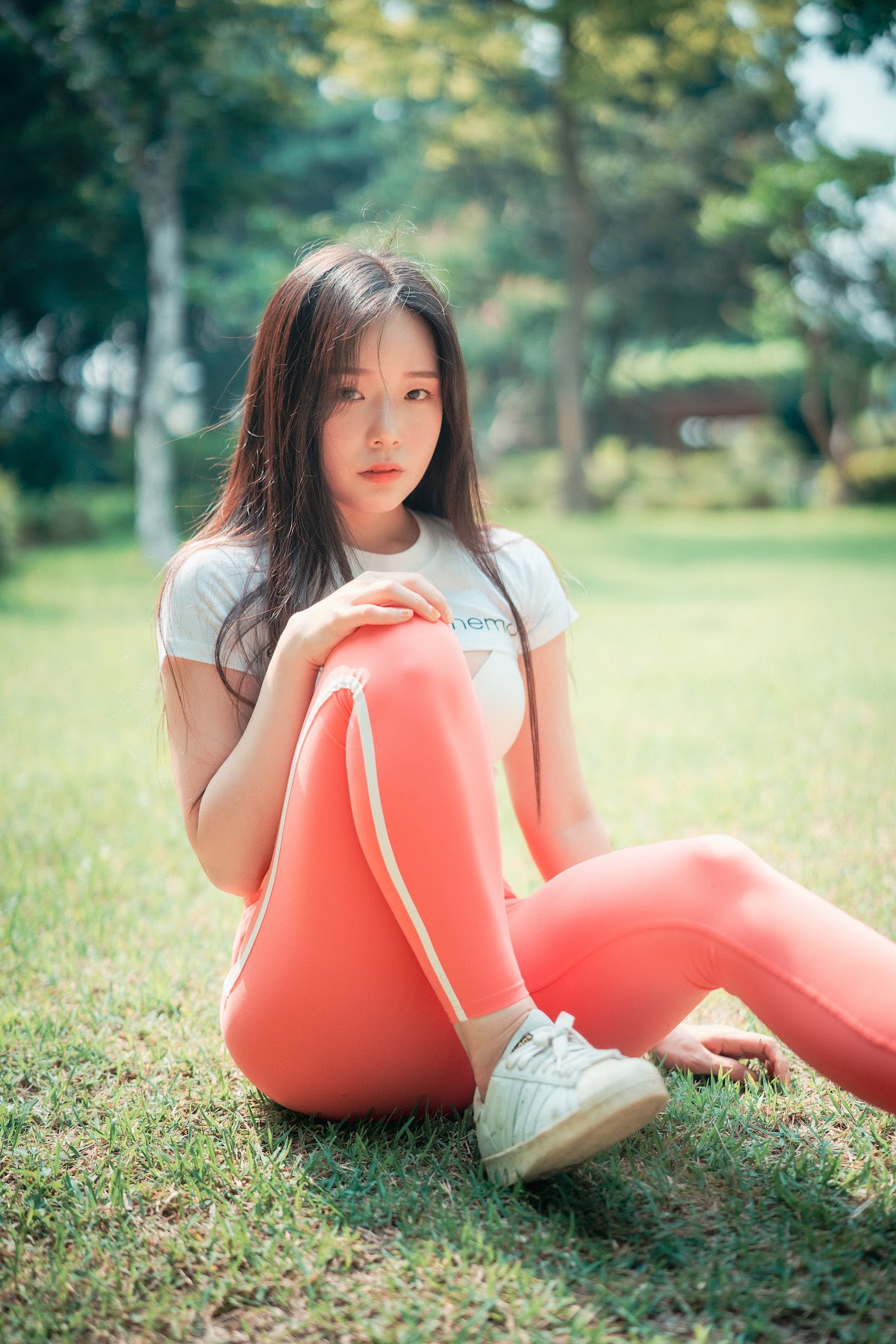 DJAWA Photo – Pia (피아) – Loose and Tight Salmon Pink - P24
