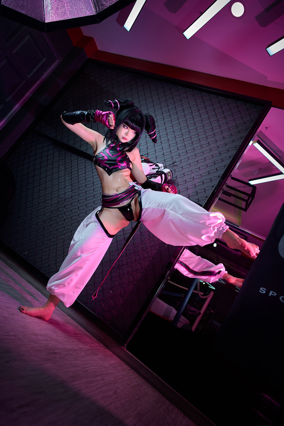 Coser@ZinieQ – Juri Han - P13