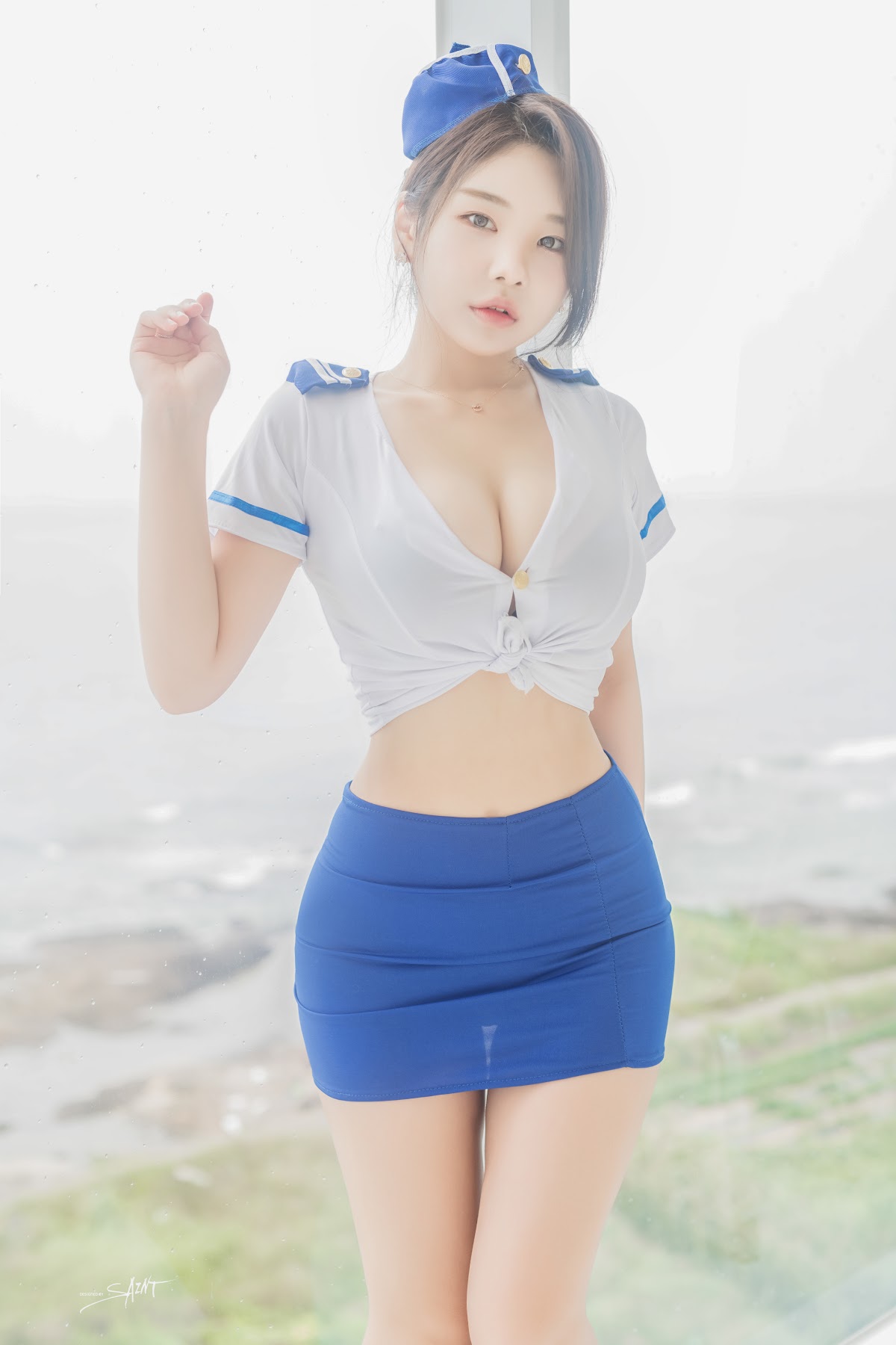 SAINT Photolife – Zzyuri (쮸리) – Blue Marine - P22