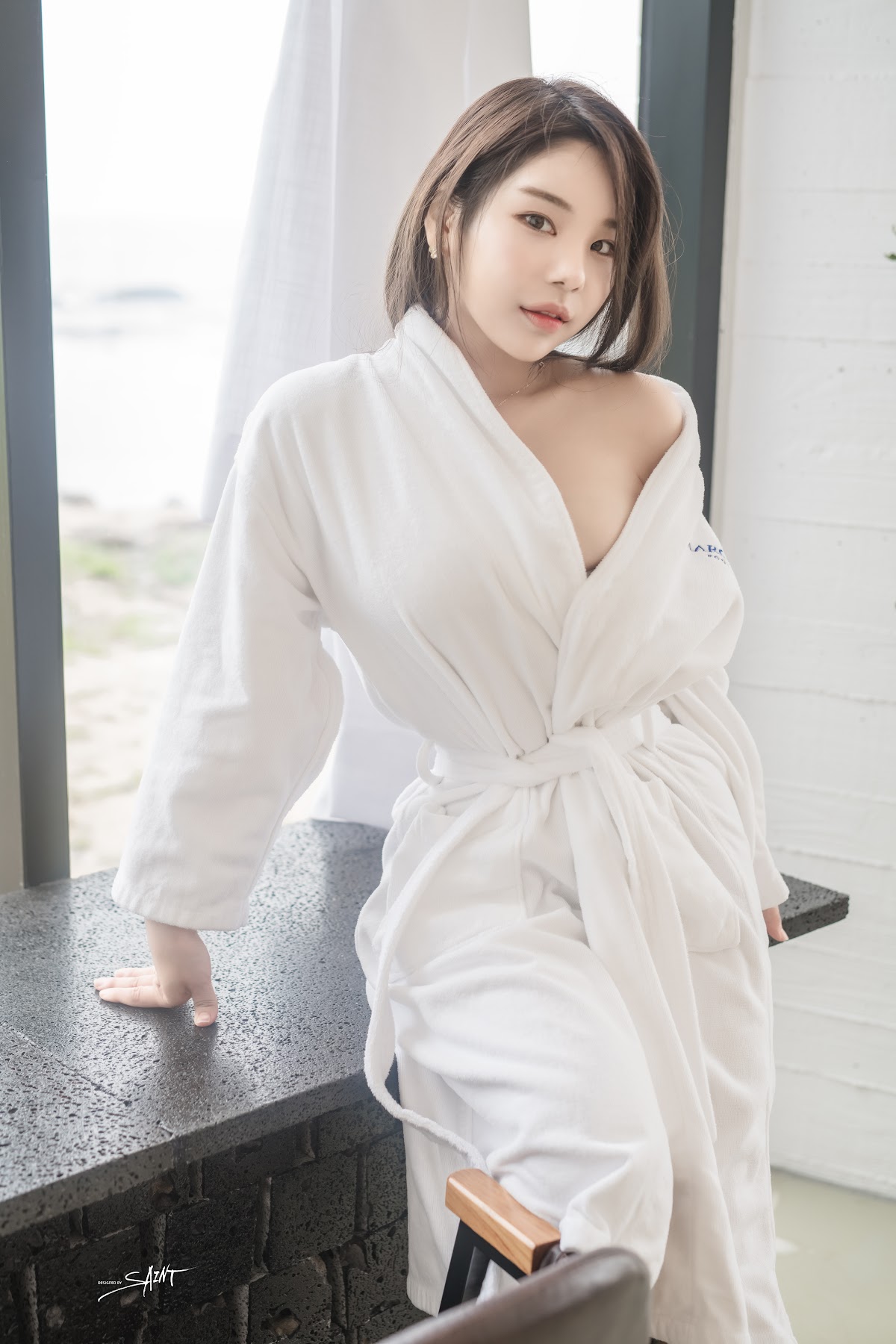 SAINT Photolife – Zzyuri (쮸리) – Blue Marine - P27