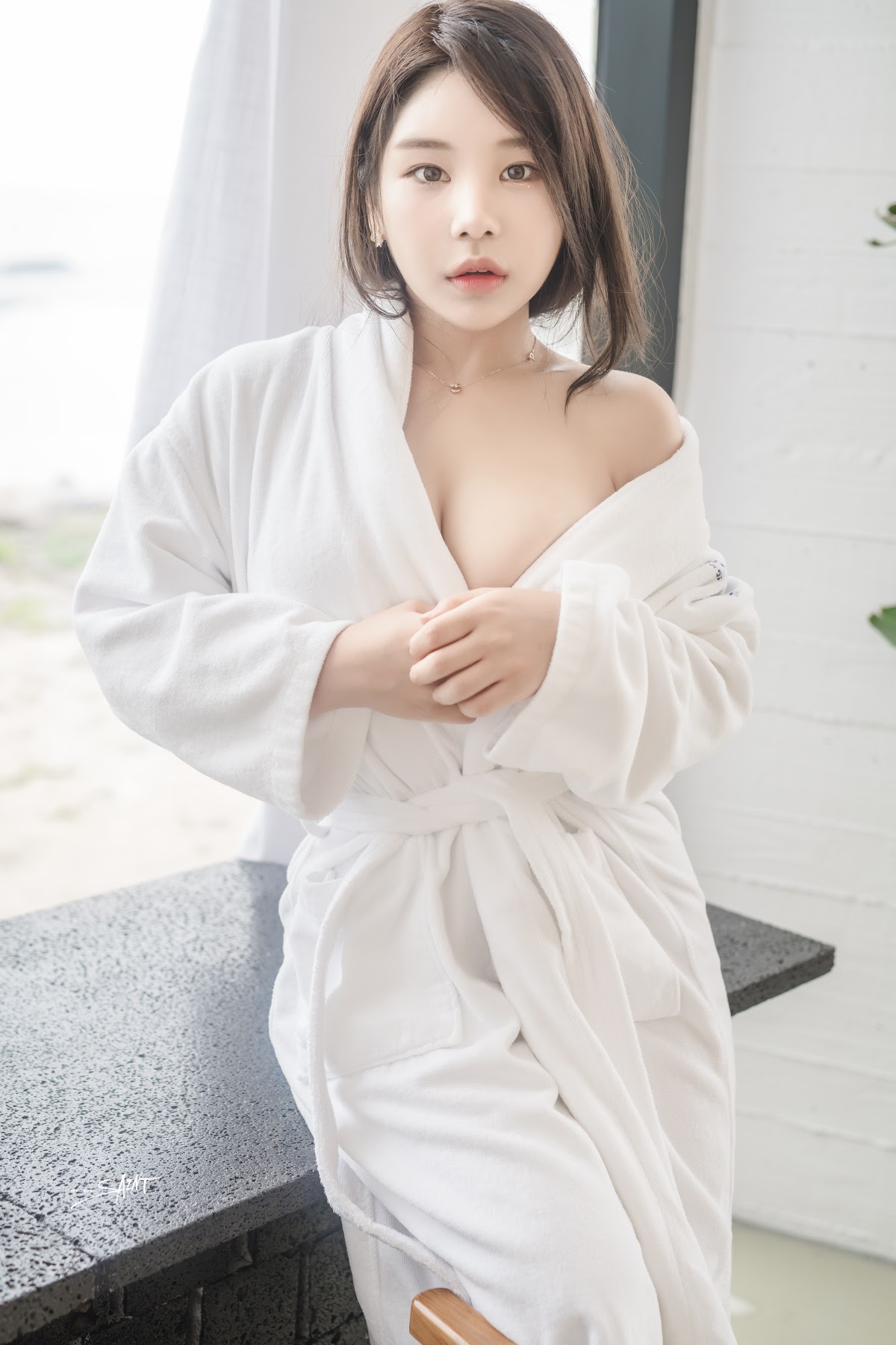 SAINT Photolife – Zzyuri (쮸리) – Blue Marine - P28