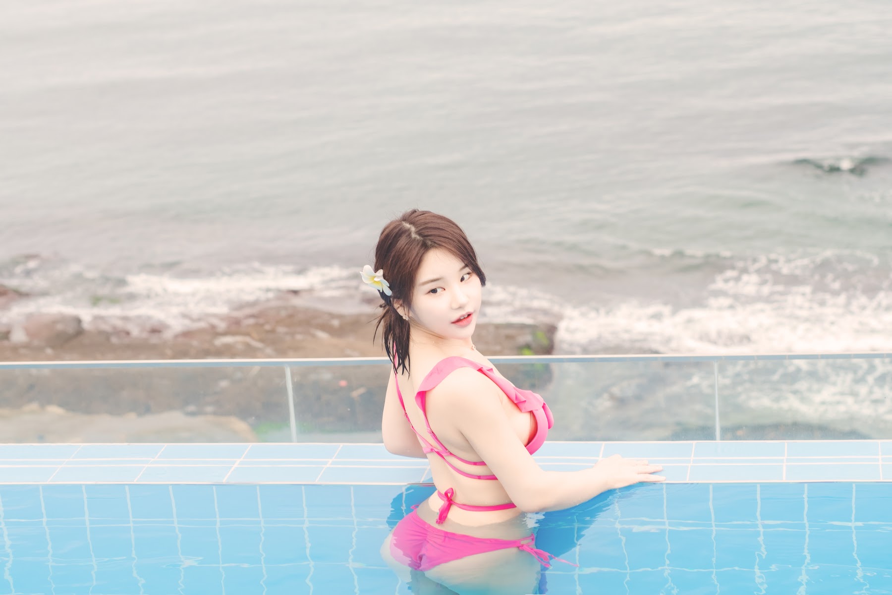 SAINT Photolife – Zzyuri (쮸리) – Blue Marine - P42