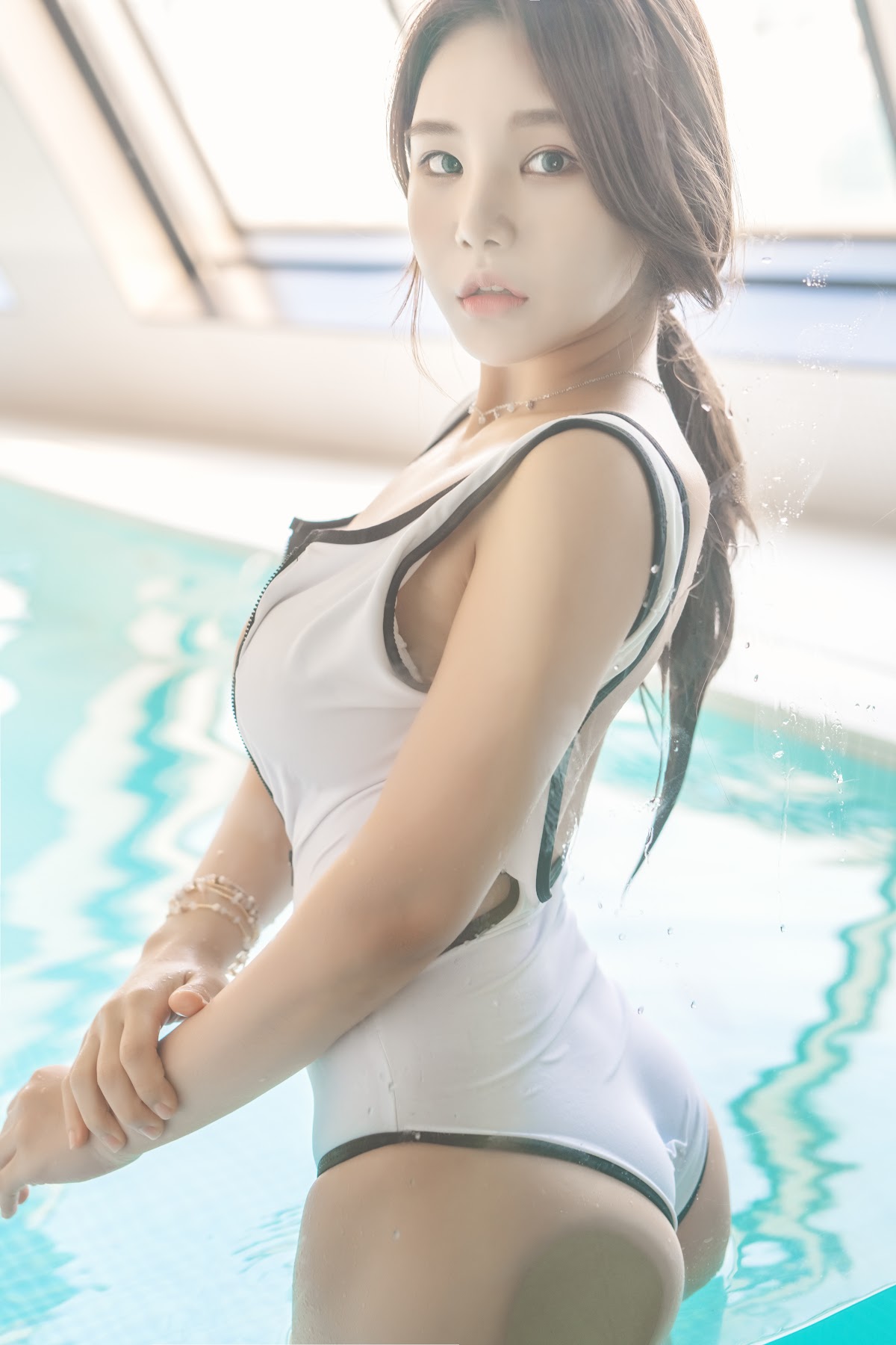 SAINT Photolife – Zzyuri (쮸리) – Blueming Part 2 - P12