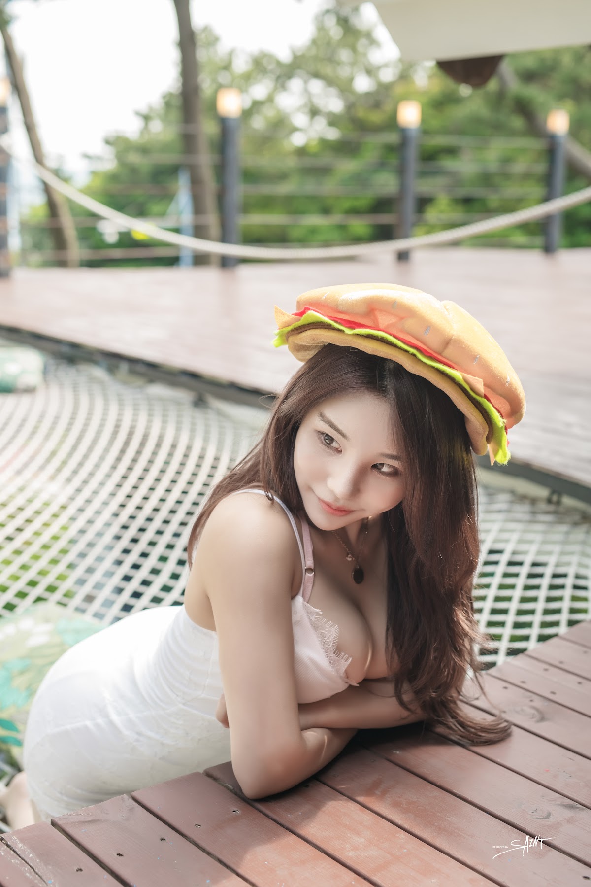 SAINT Photolife – Zzyuri (쮸리) – Jezzyuri - P52