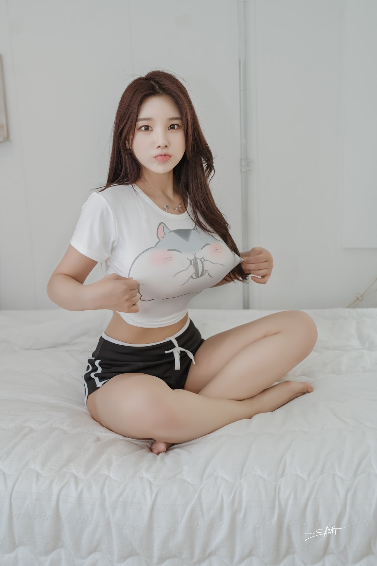 SAINT Photolife – Zzyuri (쮸리) – Puppy Honey - P42