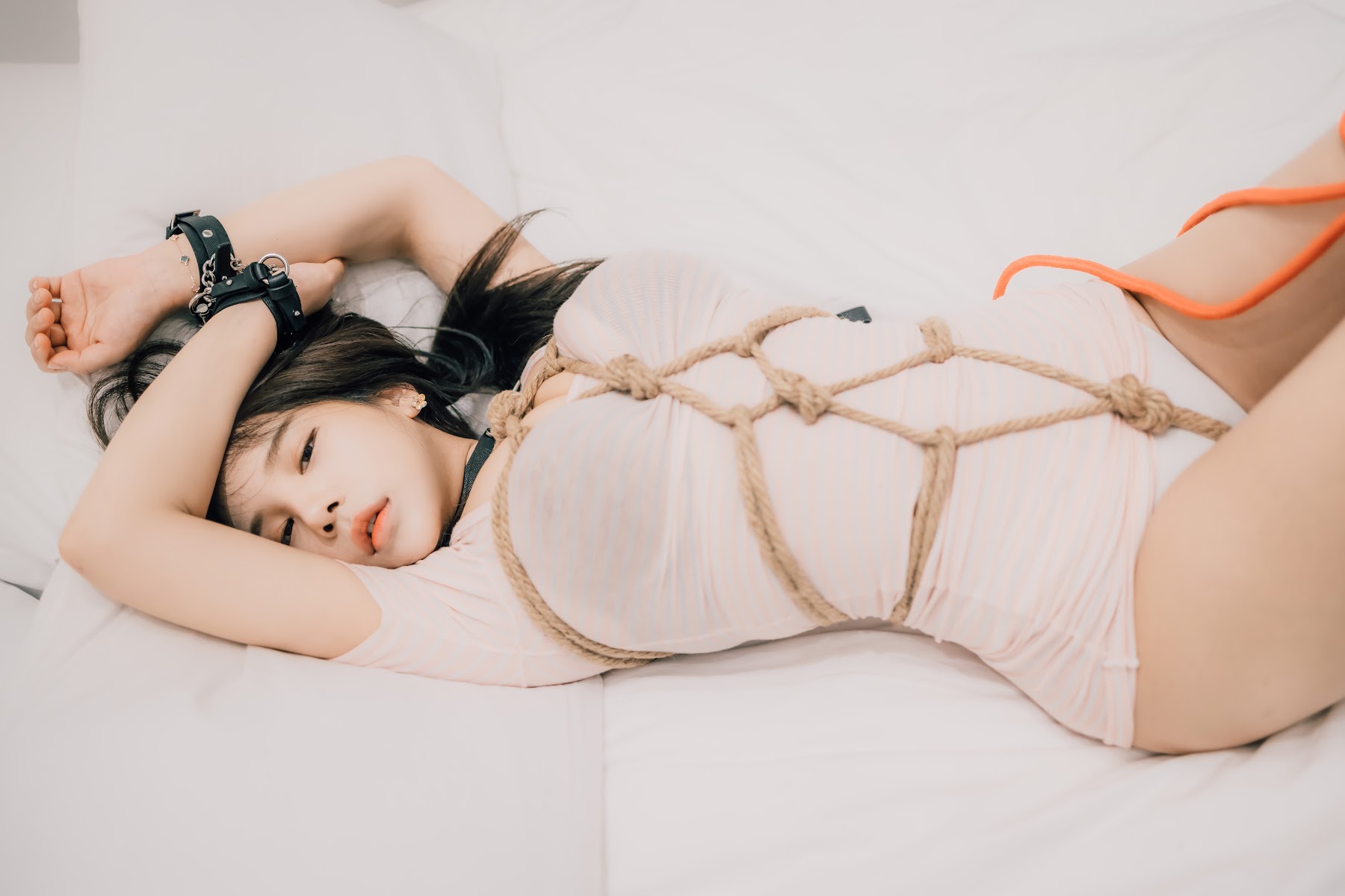 SAINT Photolife – Zzyuri (쮸리) – Rope Series Special Edition Part.01+02 - P17