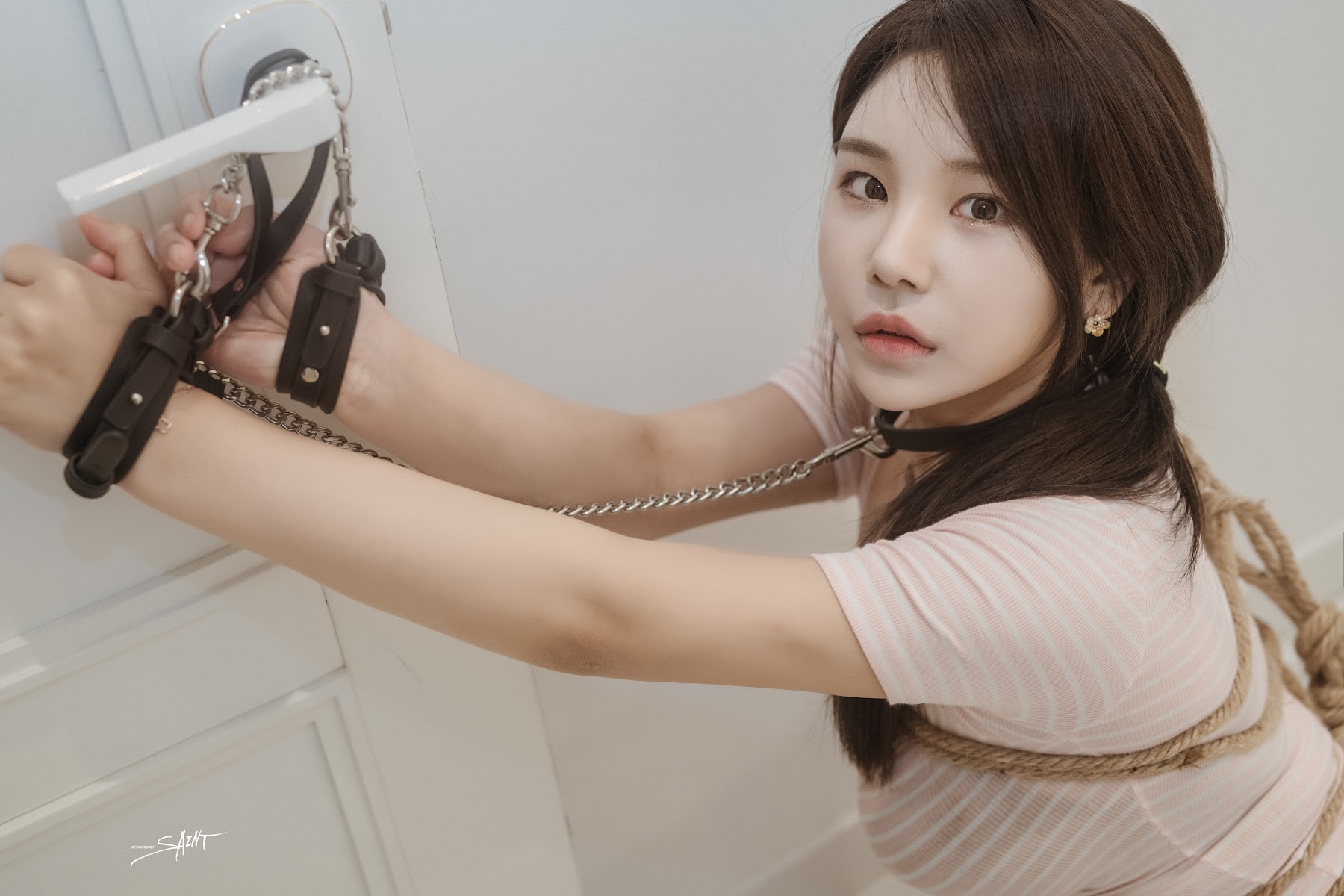 SAINT Photolife – Zzyuri (쮸리) – Rope Series Special Edition Part.01+02 - P24
