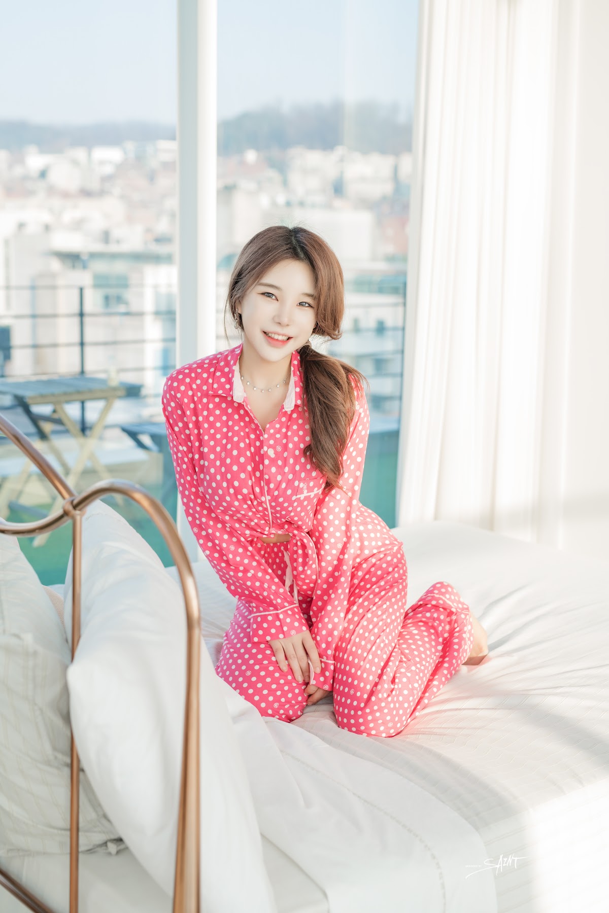 SAINT Photolife – Zzyuri (쮸리) – Shirt - P14