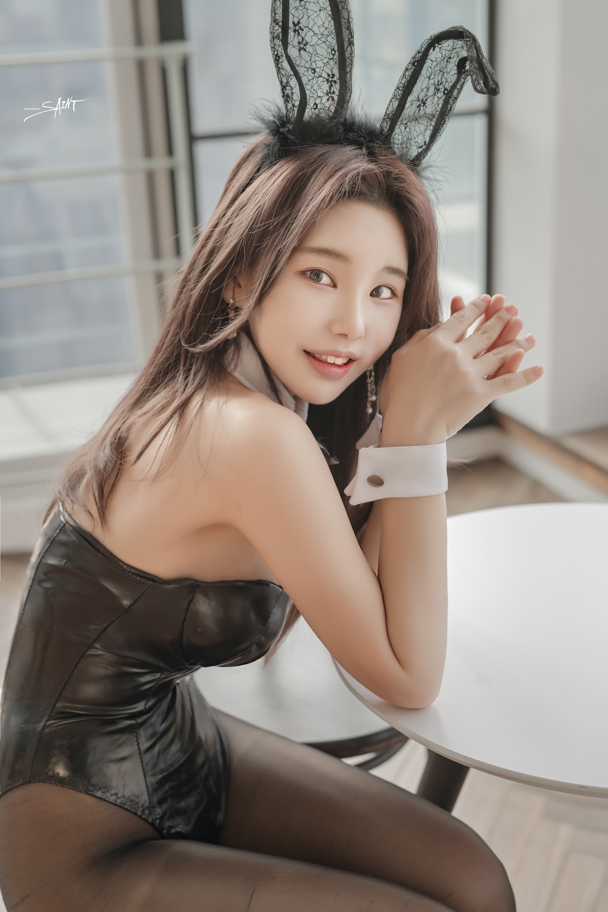 SAINT Photolife – Zzyuri (쮸리) – Vol.1 1 Year Anniversary - P14