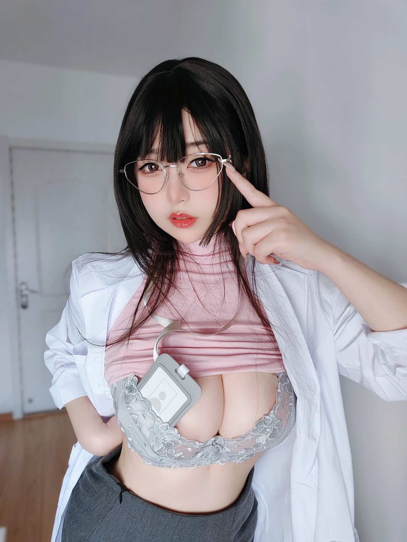 Coser@女主K – 保健医师 - P11