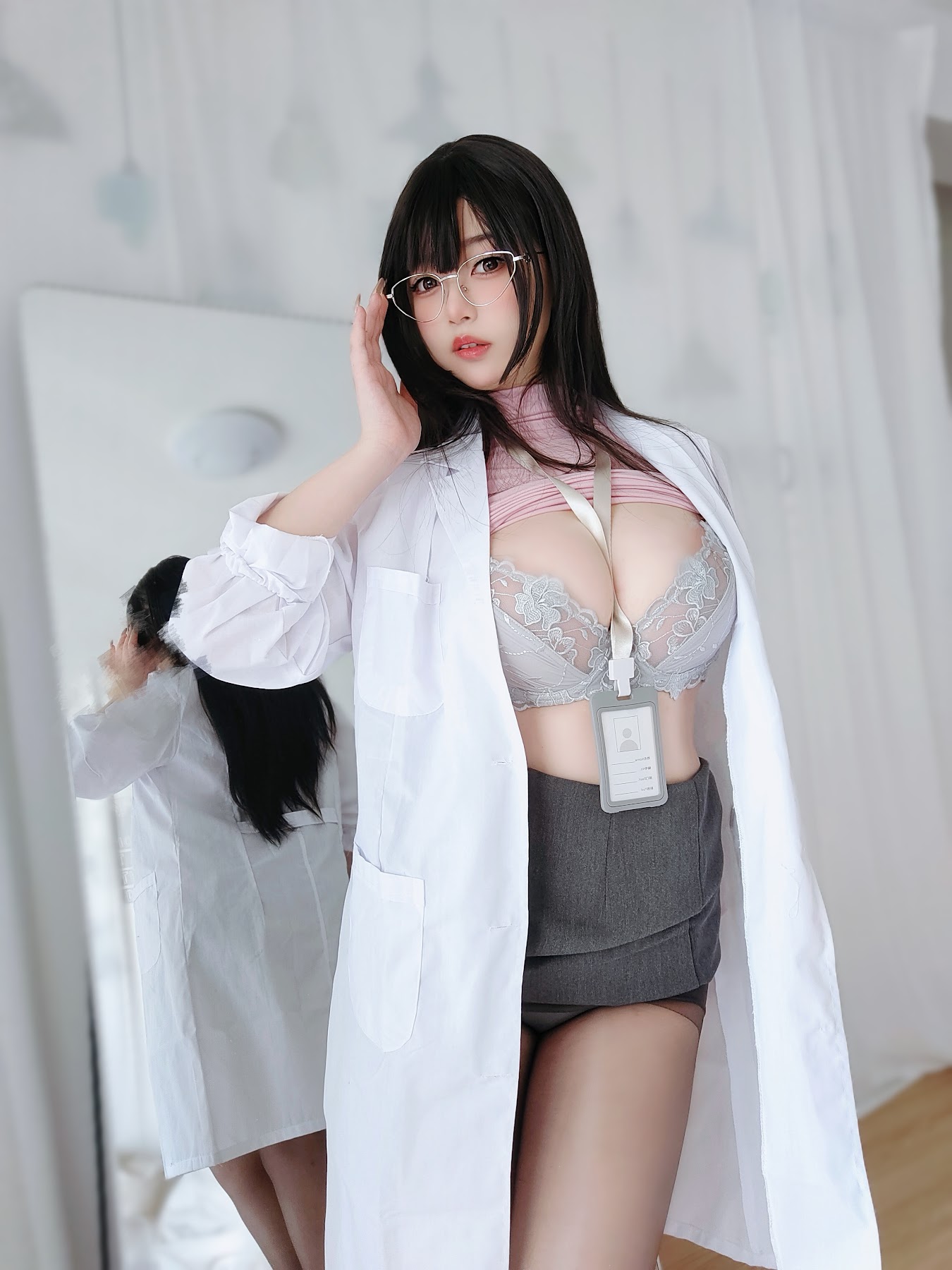 Coser@女主K – 保健医师 - P21