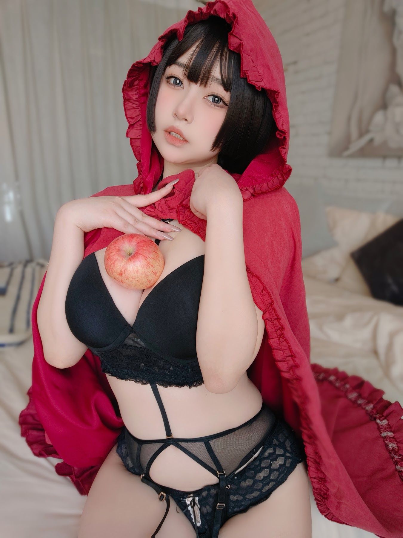 Coser@女主K – 小红帽和红苹果 - P15