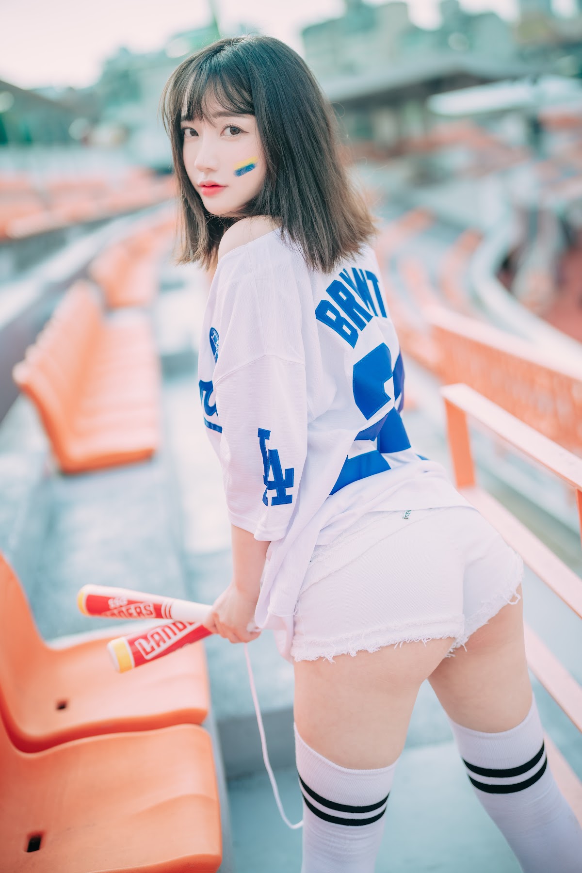 DJAWA Photo – Son Ye-Eun (손예은) – Cheer Up in the Summer - P10
