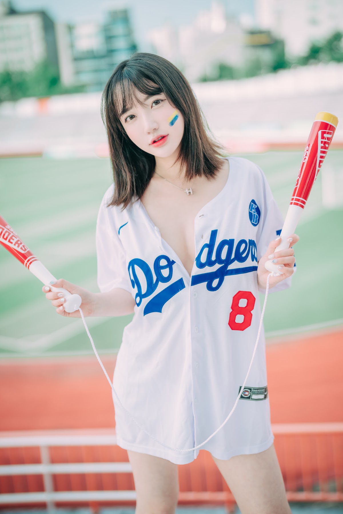 DJAWA Photo – Son Ye-Eun (손예은) – Cheer Up in the Summer - P32