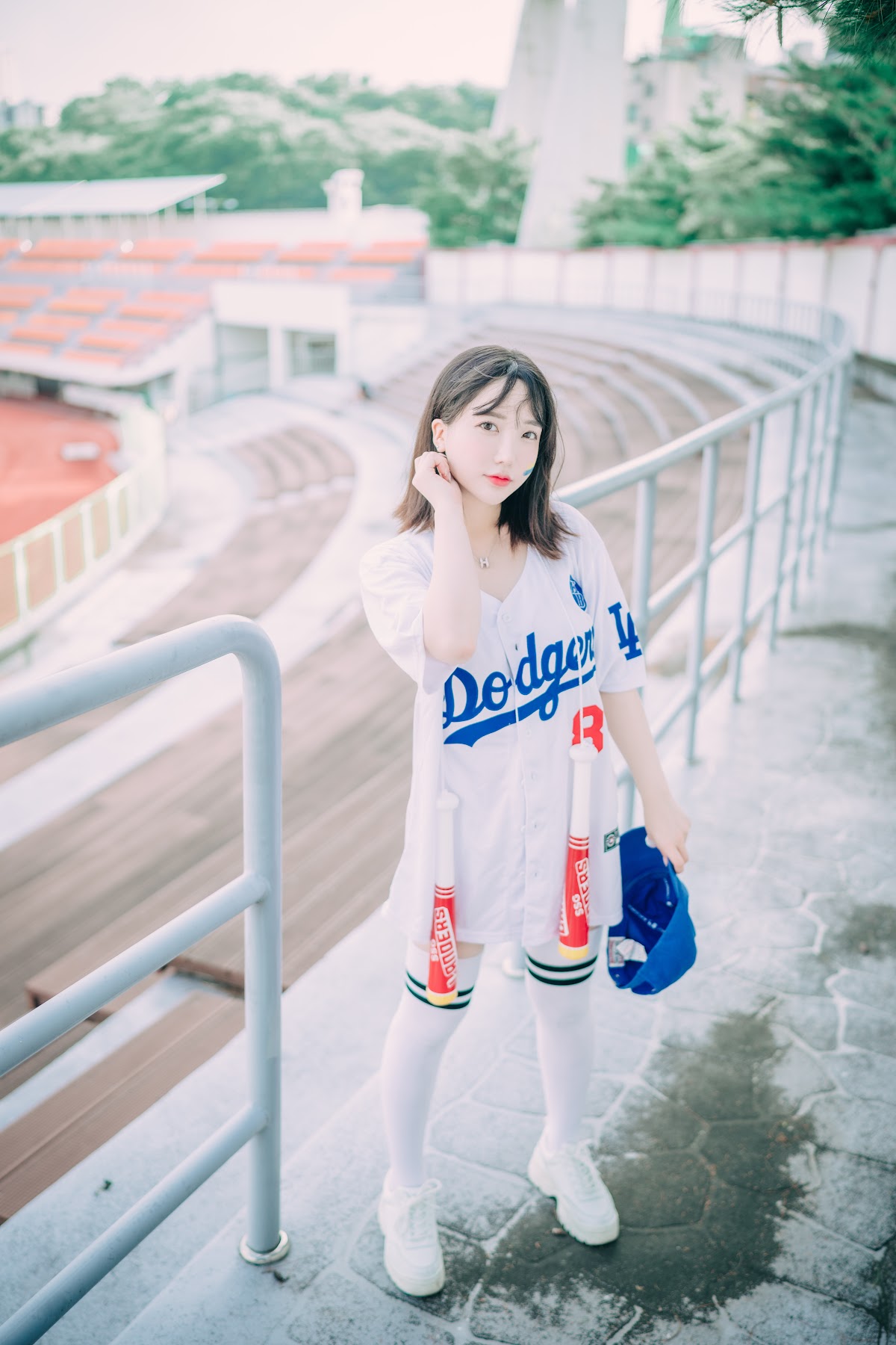 DJAWA Photo – Son Ye-Eun (손예은) – Cheer Up in the Summer - P36