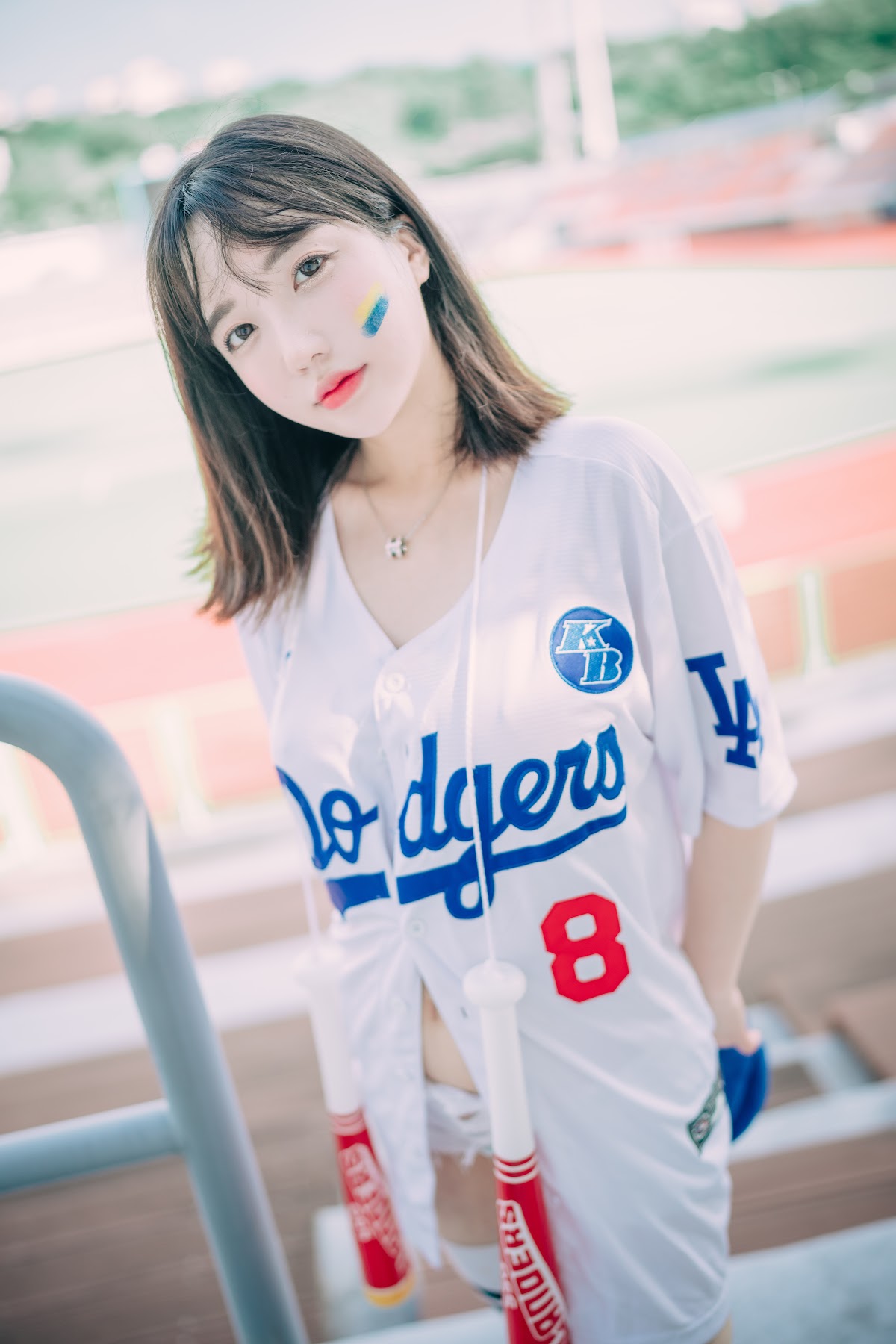 DJAWA Photo – Son Ye-Eun (손예은) – Cheer Up in the Summer - P38