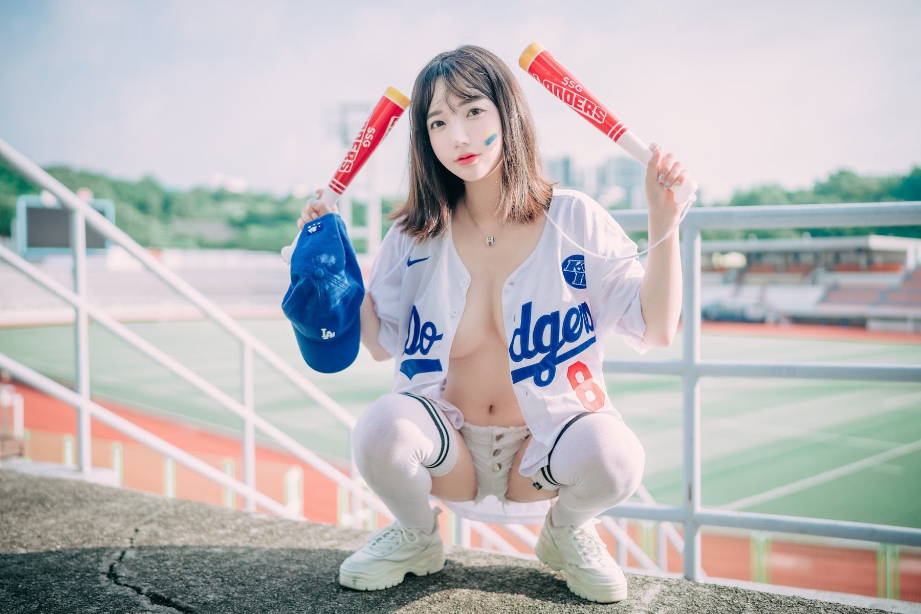 DJAWA Photo – Son Ye-Eun (손예은) – Cheer Up in the Summer - P42