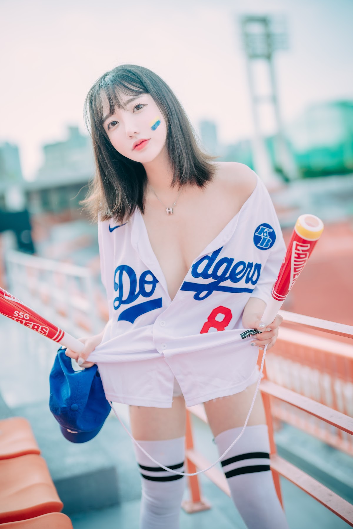 DJAWA Photo – Son Ye-Eun (손예은) – Cheer Up in the Summer - P7