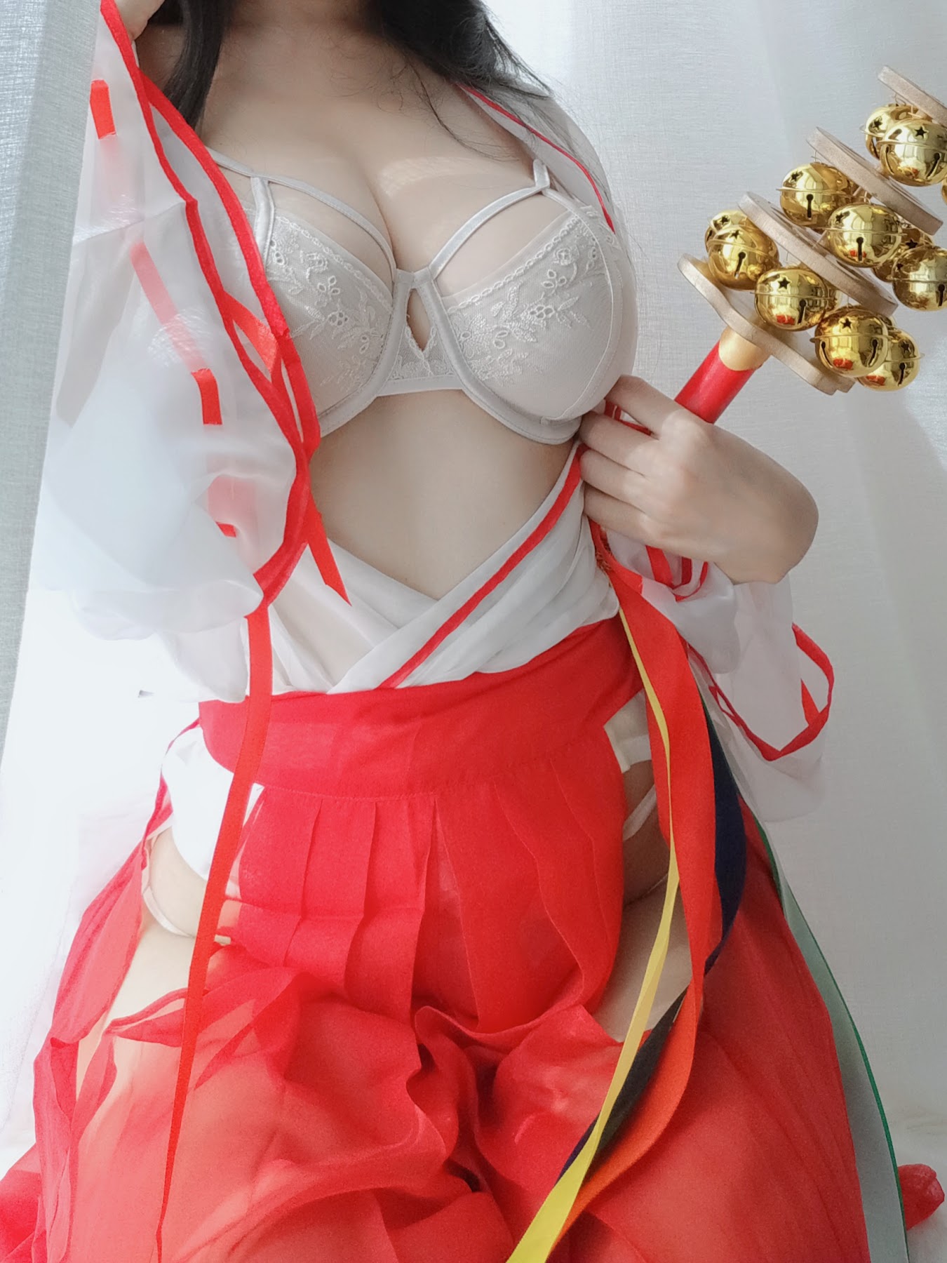 Coser@小仓千代w No.008 有点不对劲的巫女 - P16