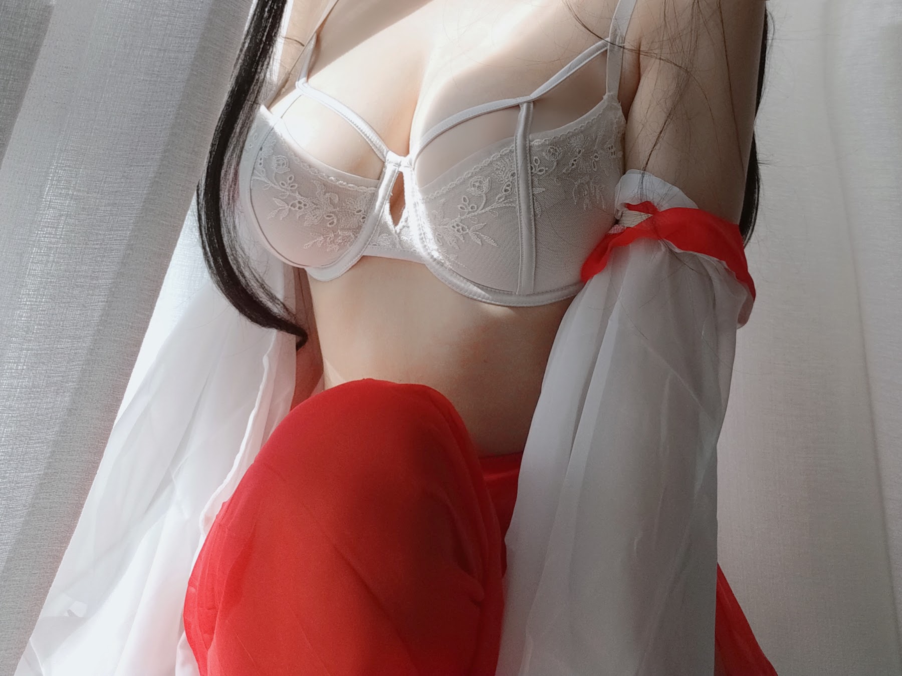 Coser@小仓千代w No.008 有点不对劲的巫女 - P25