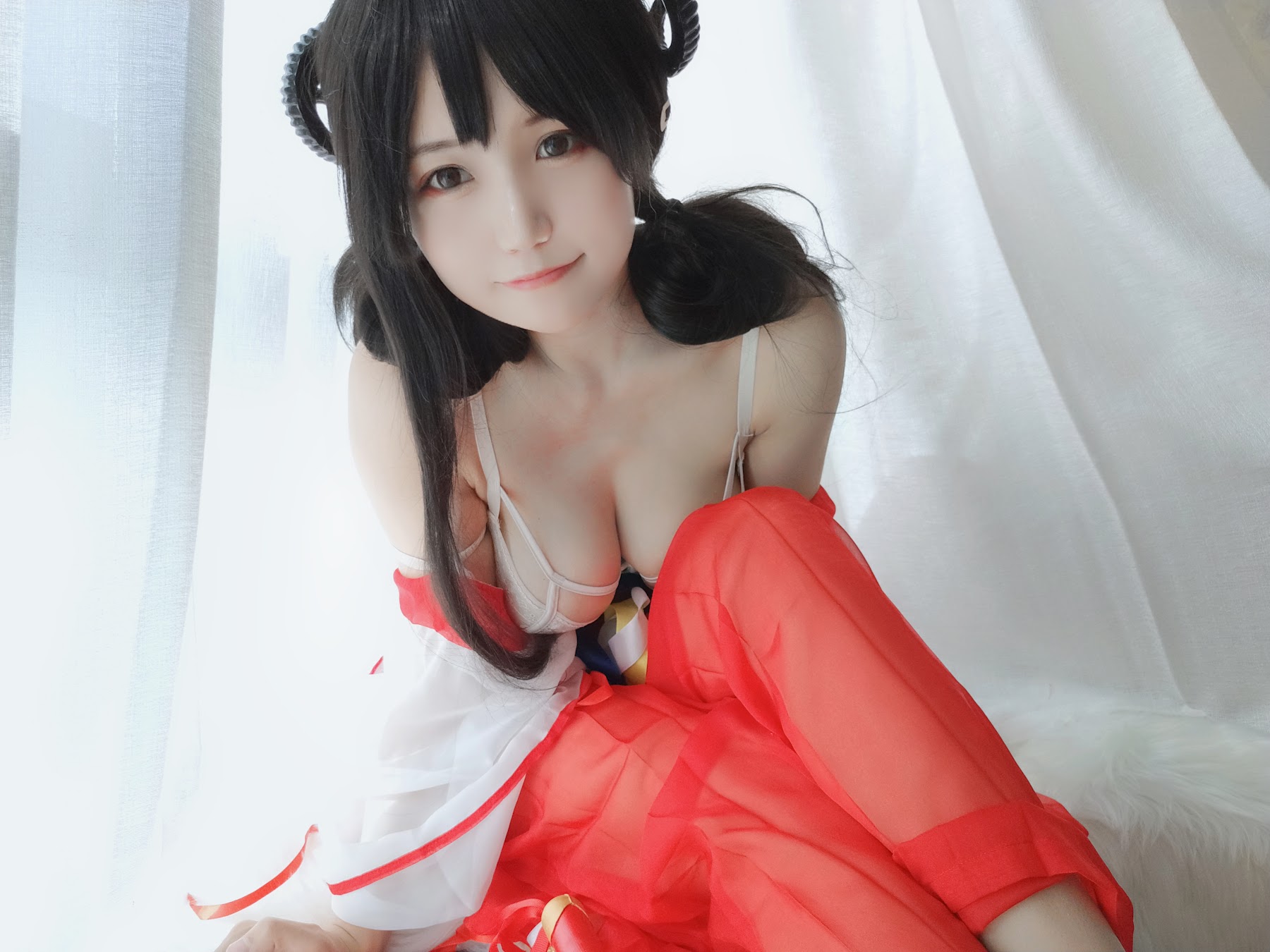 Coser@小仓千代w No.008 有点不对劲的巫女 - P27