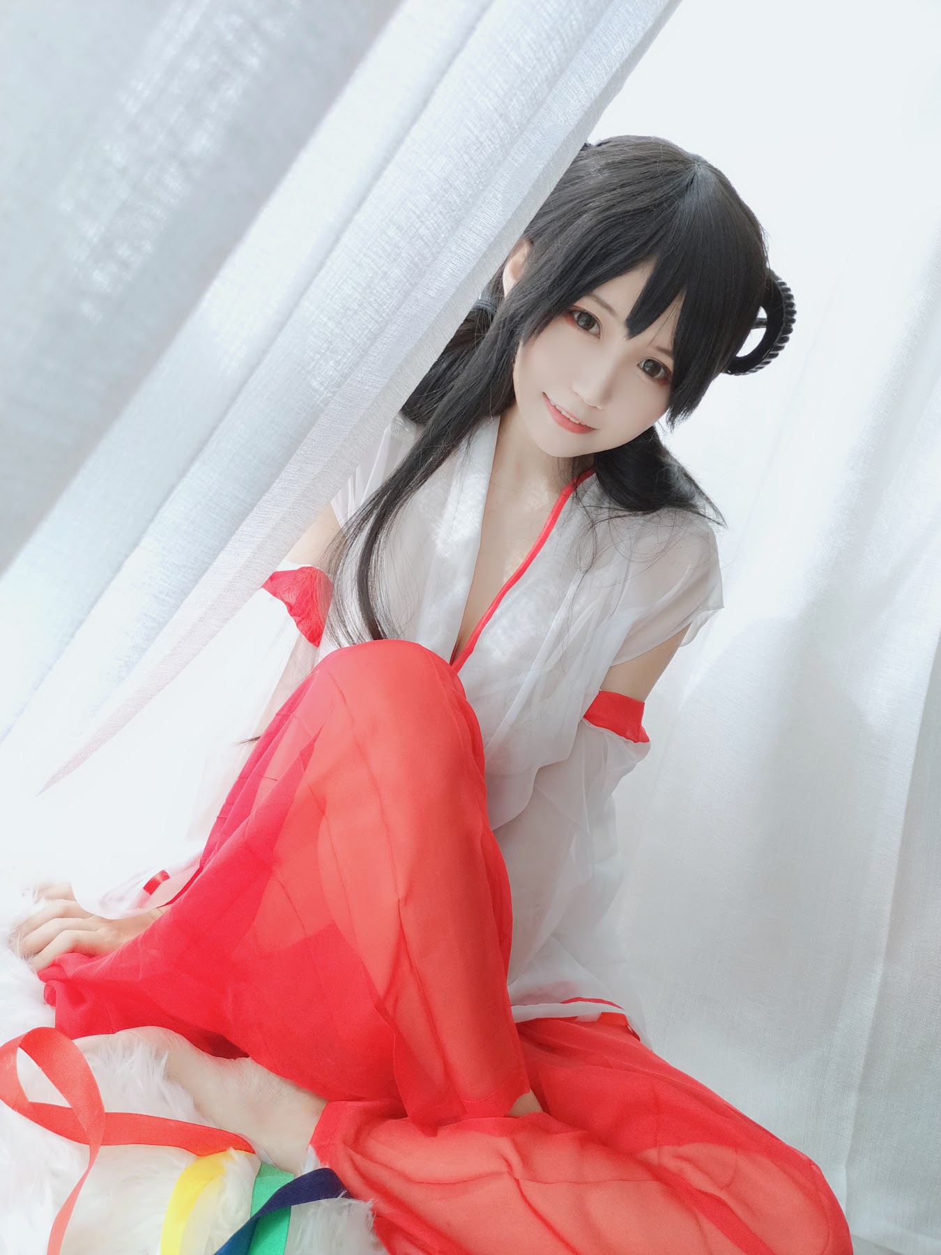 Coser@小仓千代w No.008 有点不对劲的巫女 - P32
