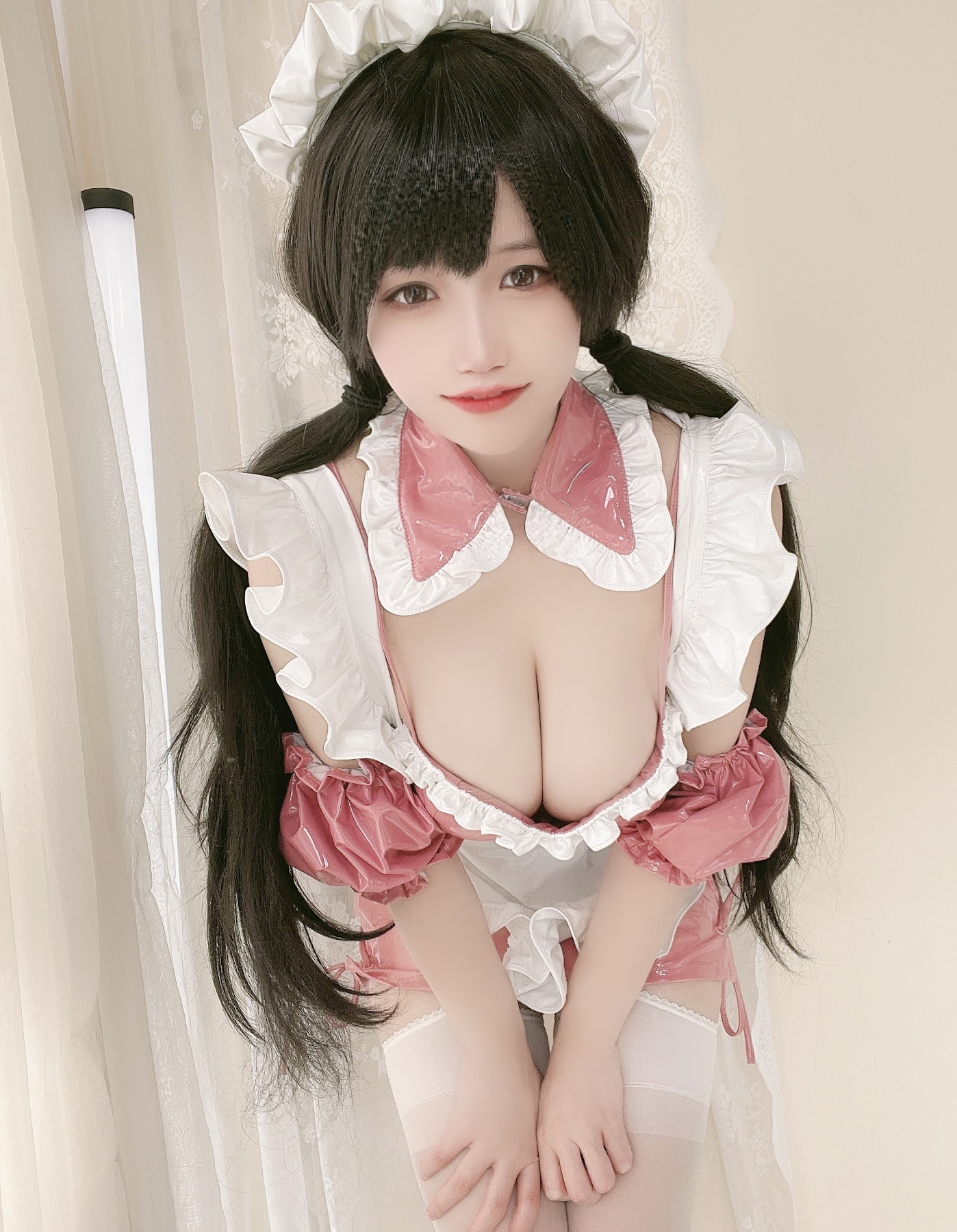 Coser@小仓千代w No.016 粉色漆皮女仆 - P13