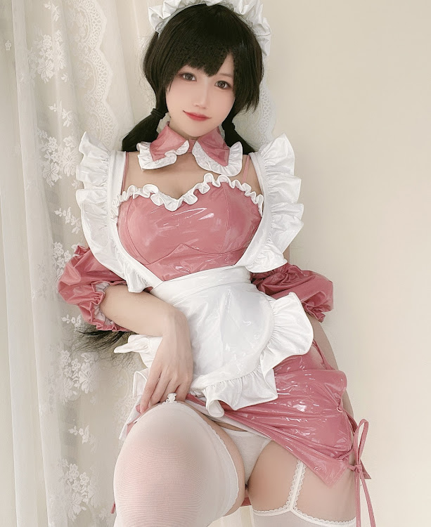 Coser@小仓千代w No.016 粉色漆皮女仆