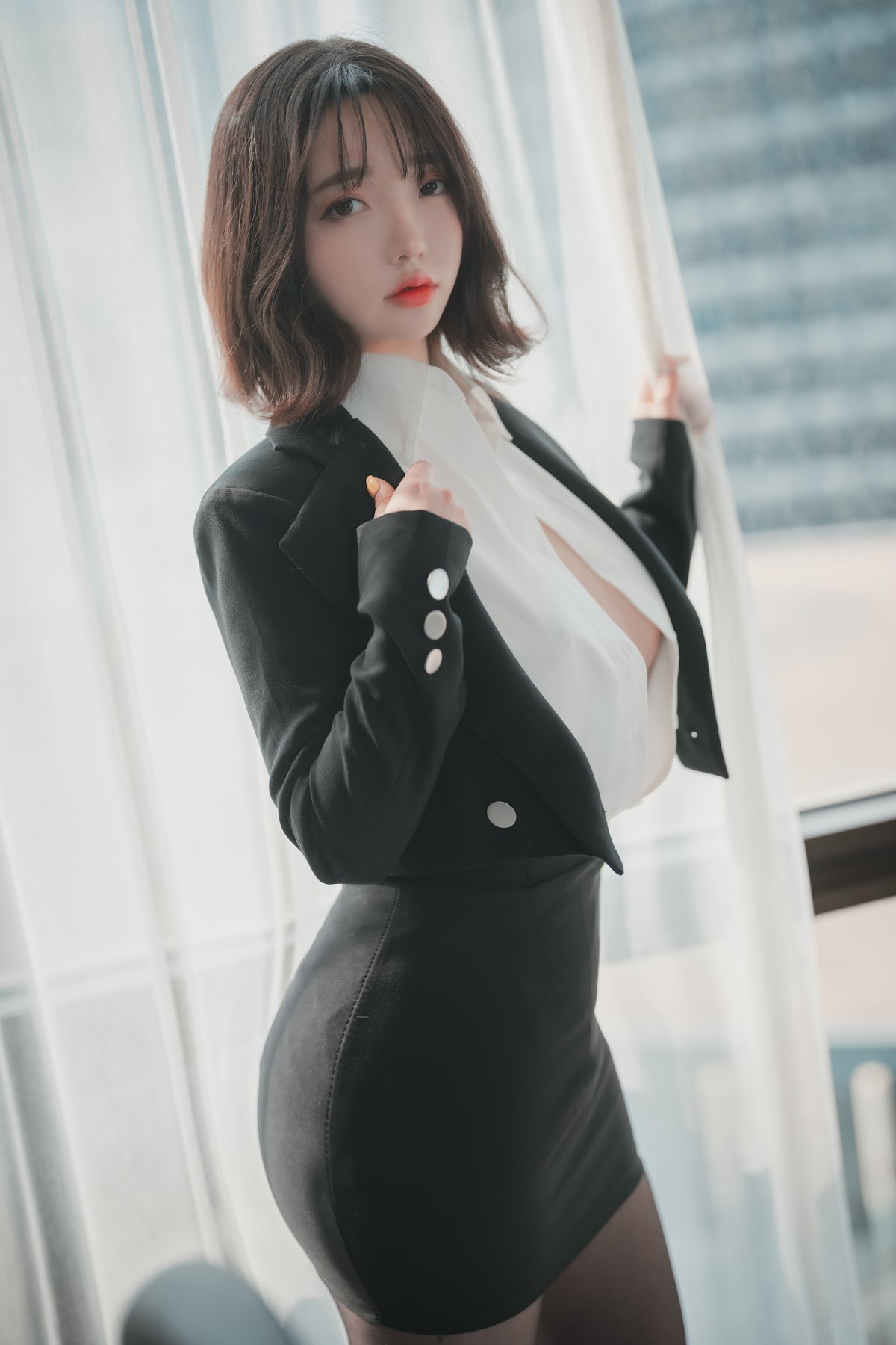 DJAWA Photo – Son Ye-Eun (손예은) – Knotting Class #6 - P30